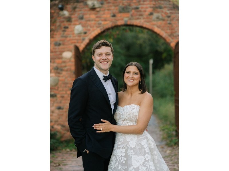 FIN-Great closeup_Matt_Wedding_Sneak_Peek_234.jpg