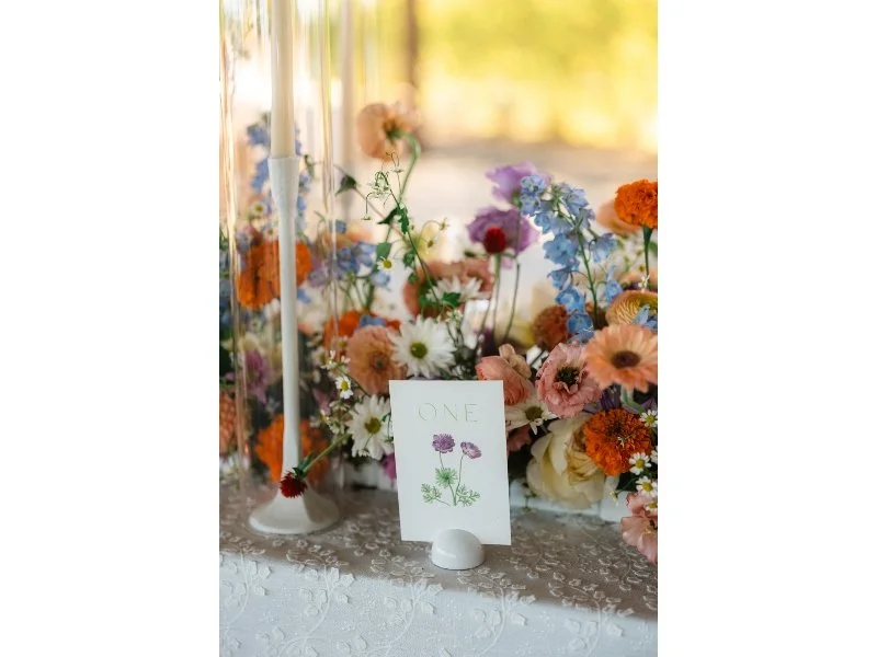 FIN-card and flowers_Matt_Wedding_Sneak_Peek_202.jpg