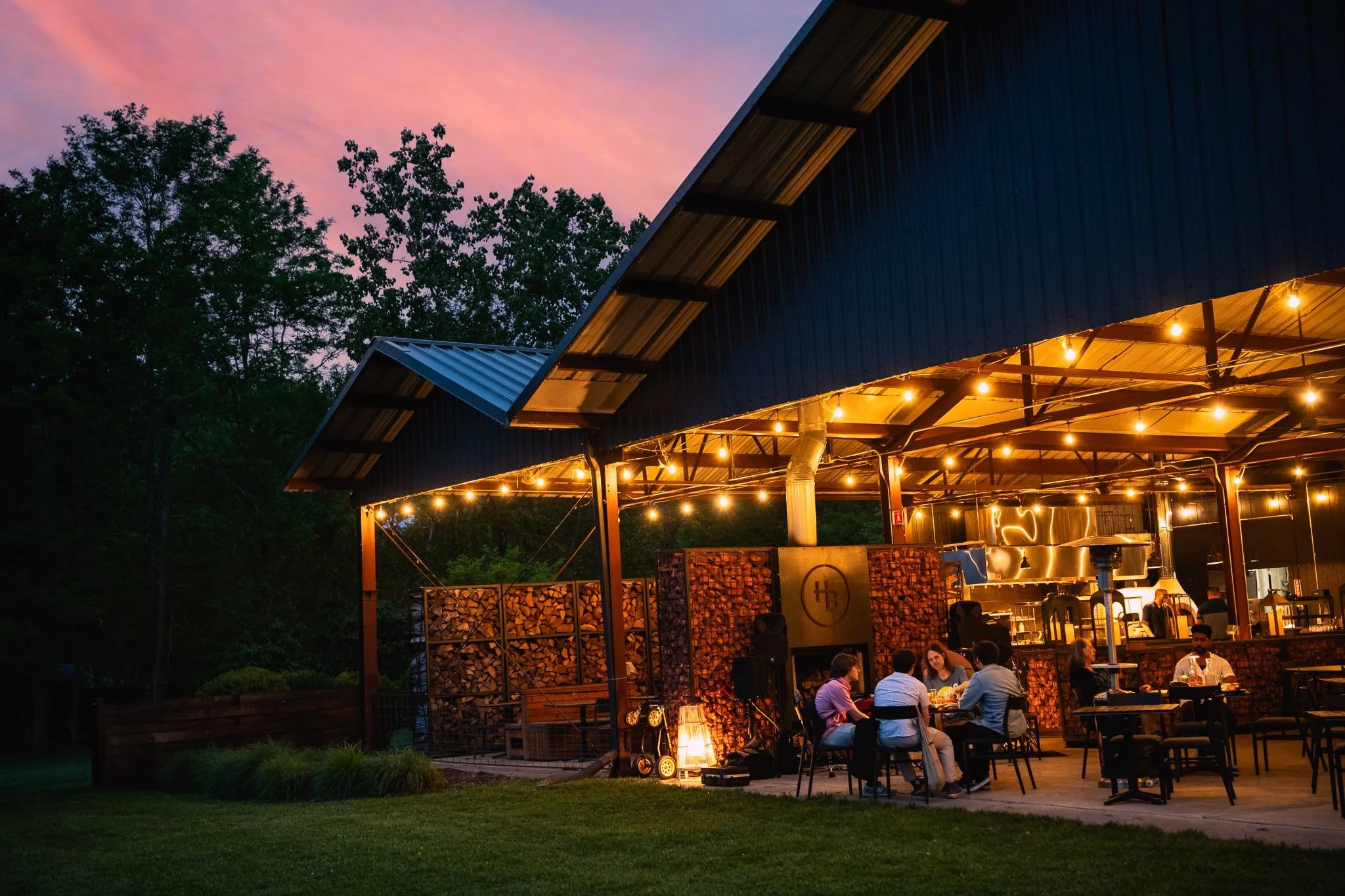 SEASONAL DINING AND DRINKS AT RIVER PAVILION RESTAURANT & BAR