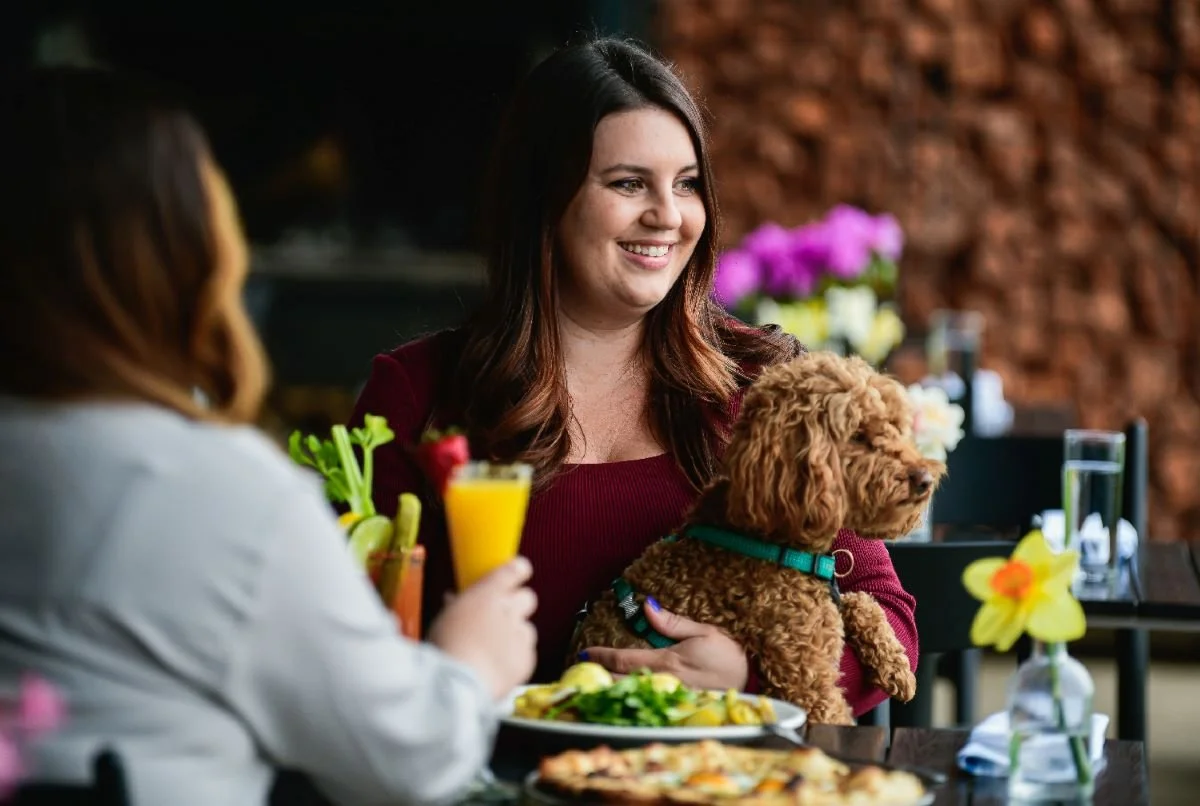 river_pavilion_dog_dining.jpg