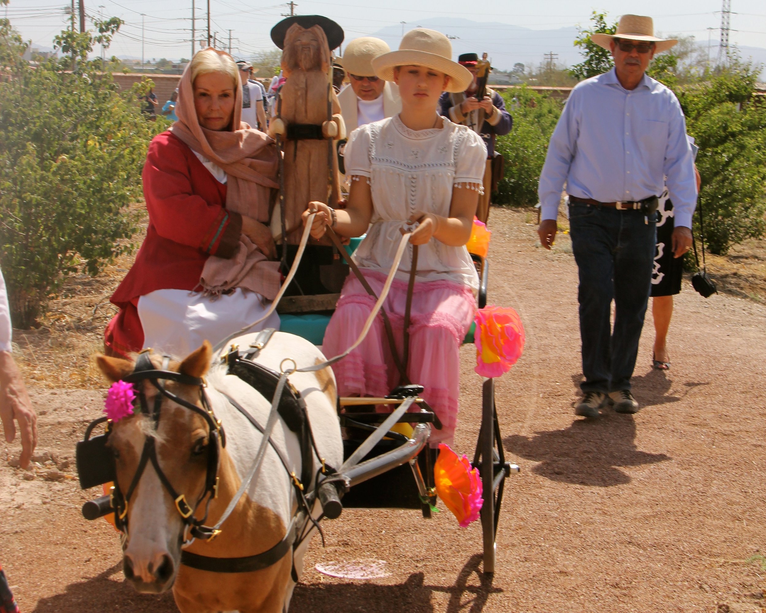2014 May 17 San Ysidro procession (Dena).jpg