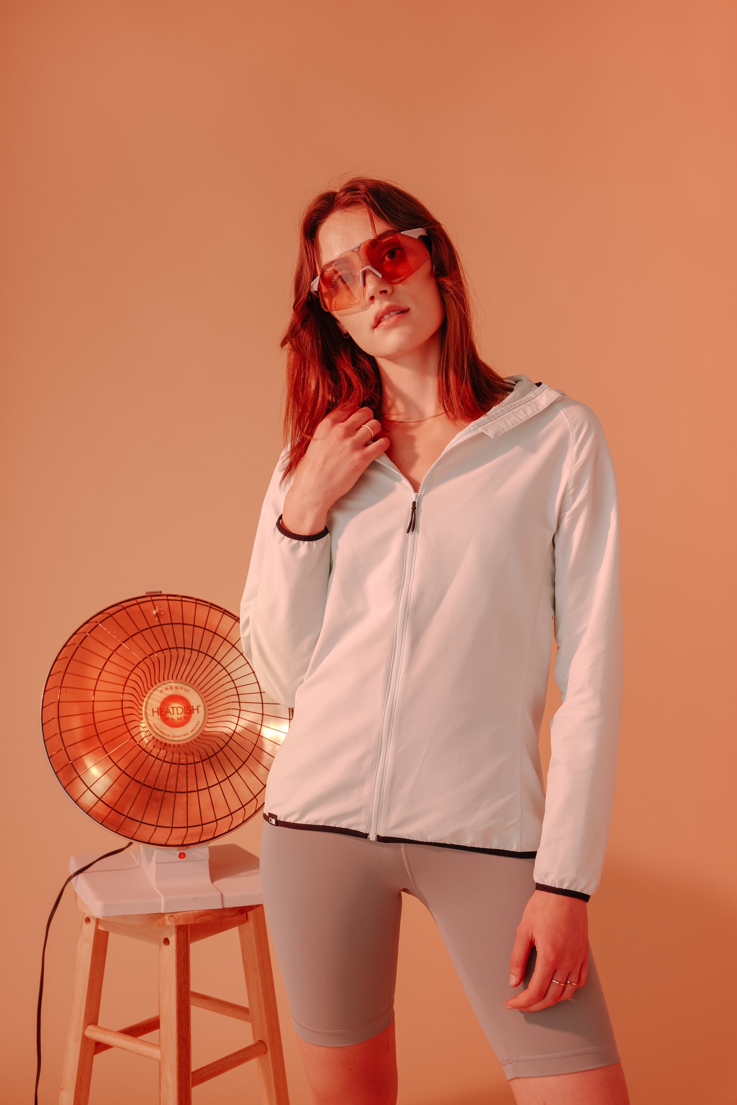 Womens_CL_Windbreaker_Ice_0503_RT.jpg
