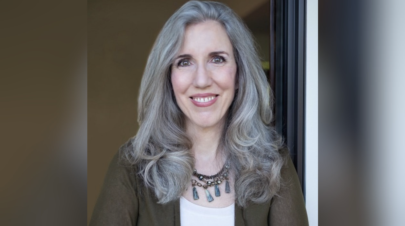 Sell Your Services to Corporations with Janet Crawford