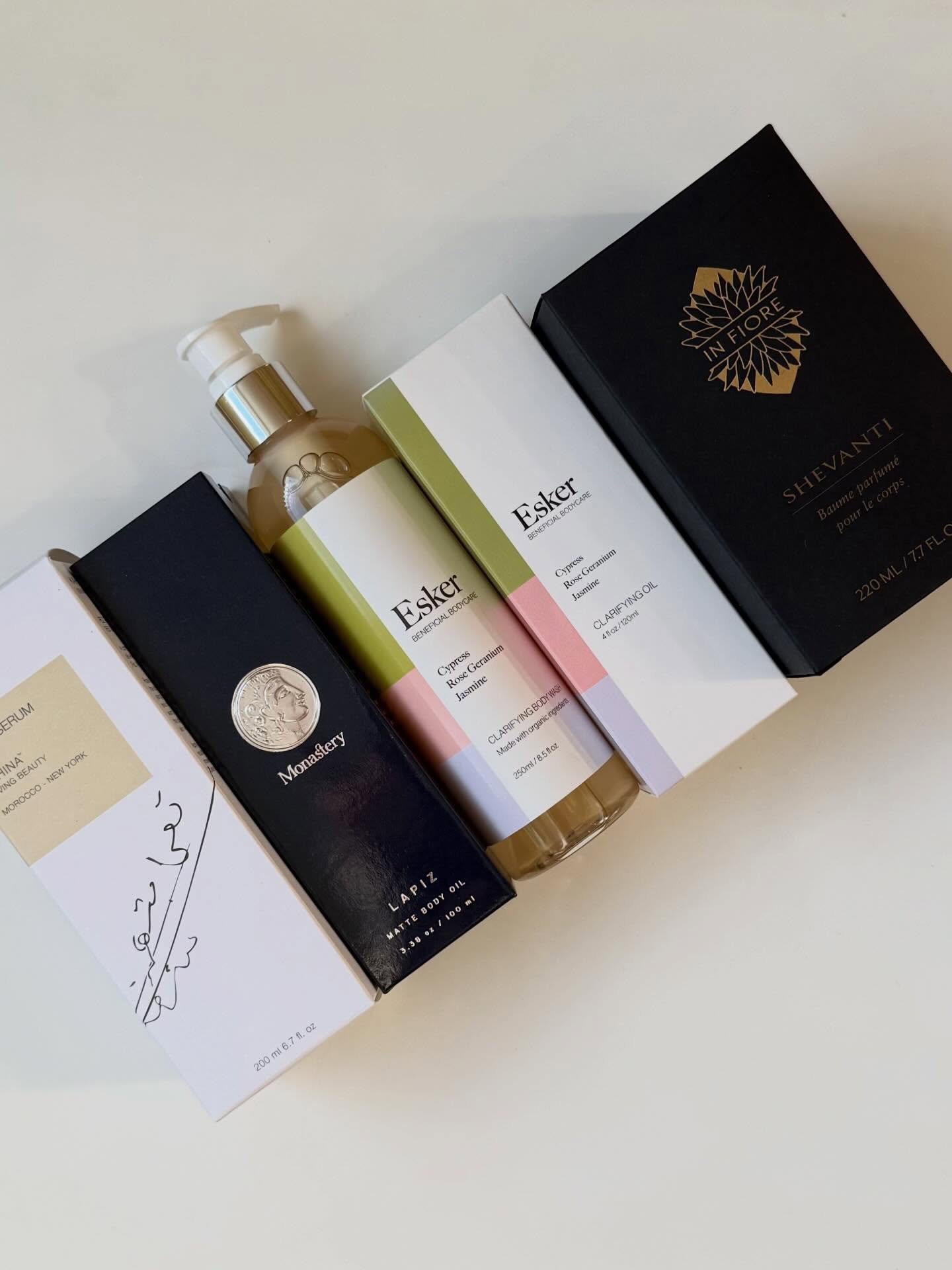 Just a few of our favorite winter body hydrators. Healing, luxurious and all with uplifting aromatherapy benefits. 🩷