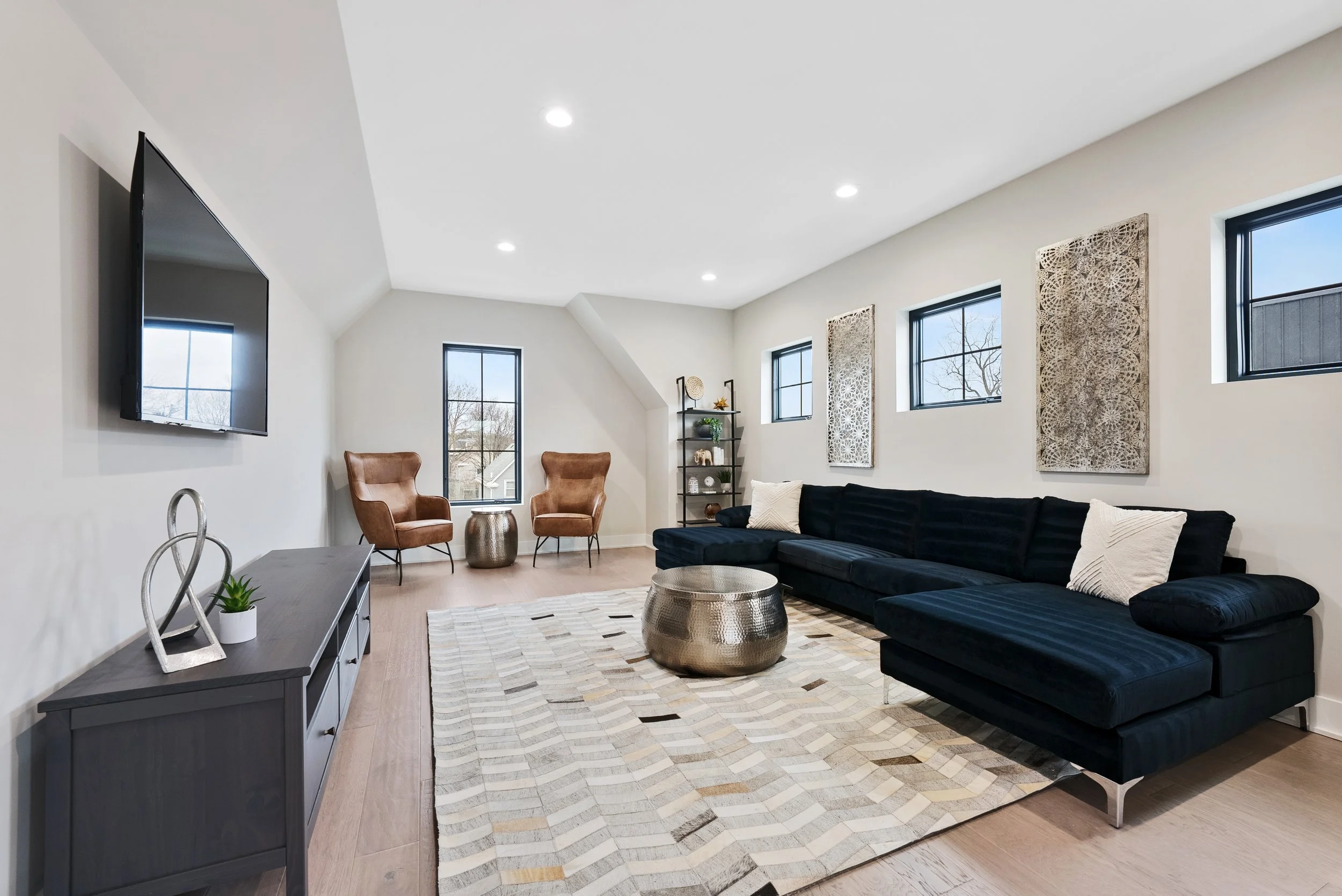 W 2nd Avenue — Roby Development