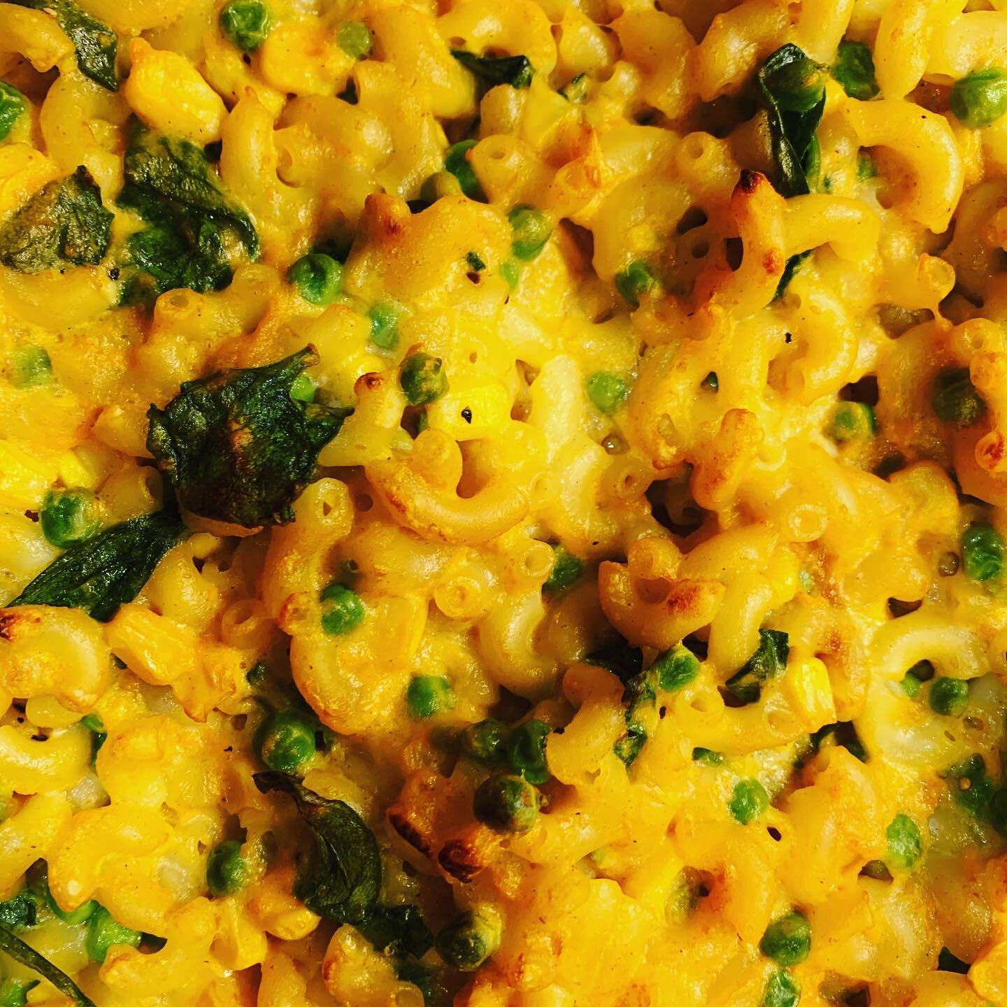 This macaroni cheese was the best we&rsquo;ve had for a while. I pimped it up with loads of spinach, peas, sweetcorn, and... baked sweet potato. The sweet potato made it ultra creamy and rich - and it upped the nutrient count. We had it with a simple
