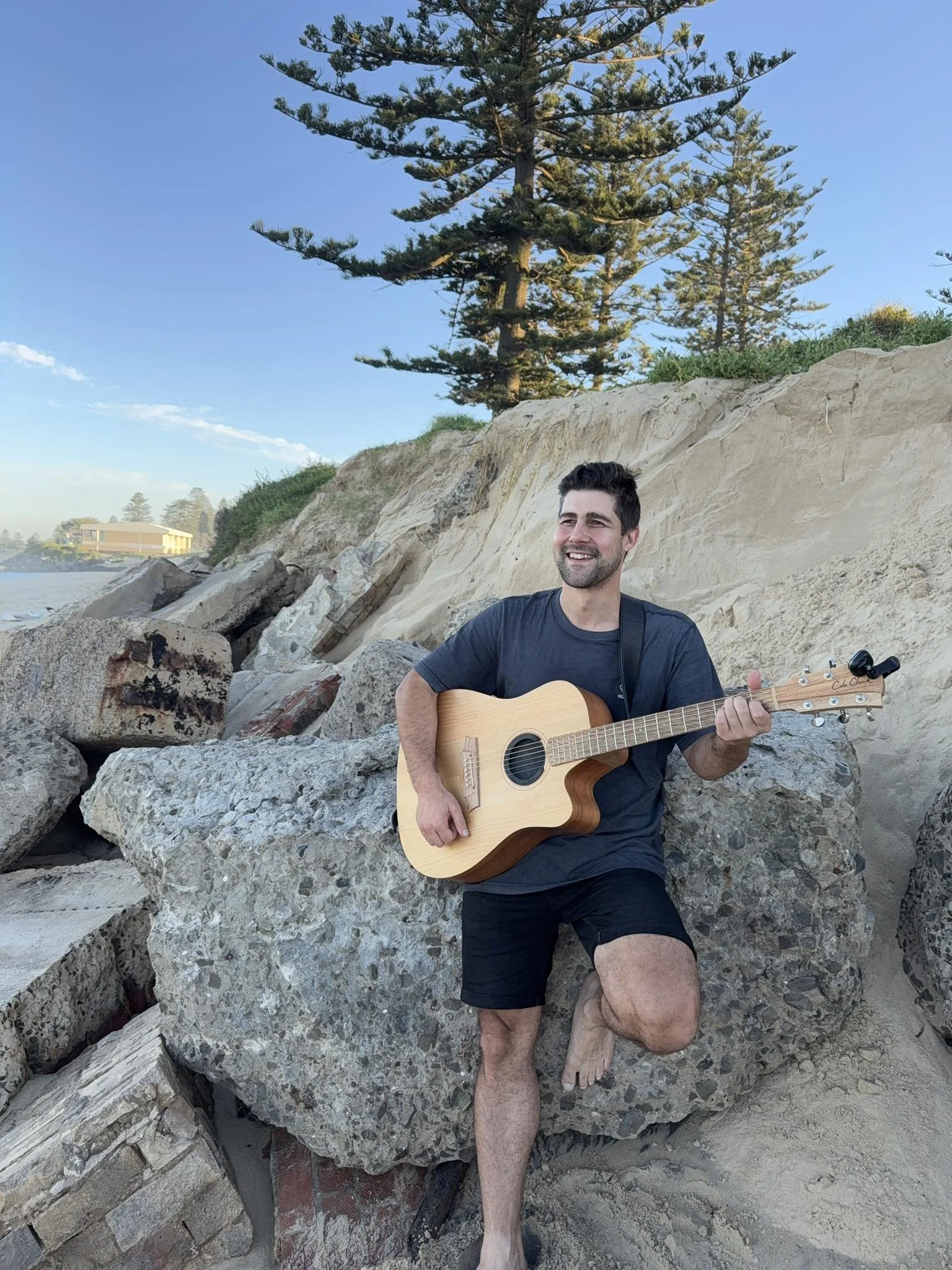 James Naldo – Friday 2 January, 6:00 PM