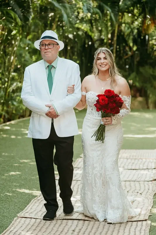 bride-ceremony-entrance-dreams-tulum.webp