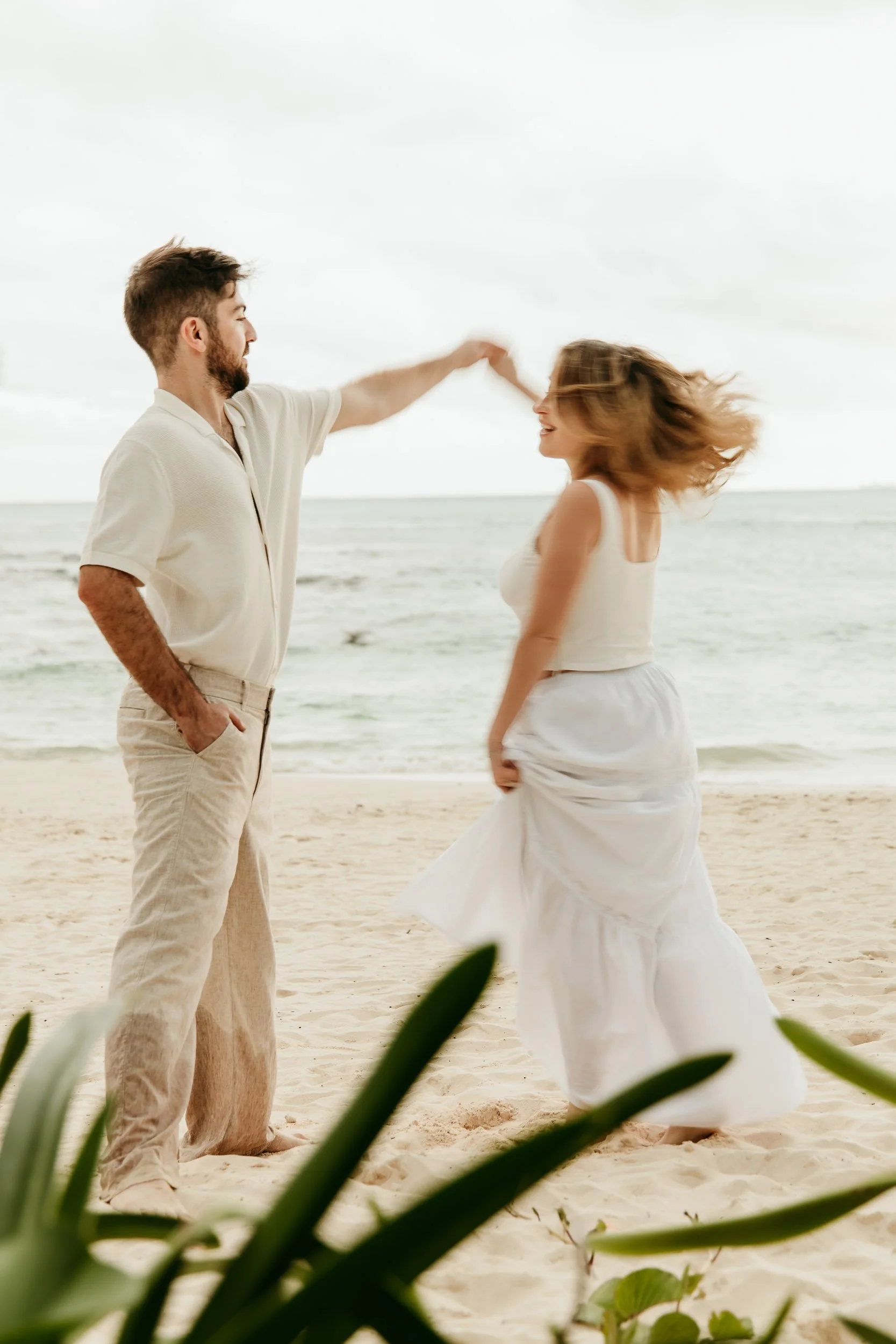 secrets-moxche-riviera-maya-photographer-couple-dancing-on-beach.jpg