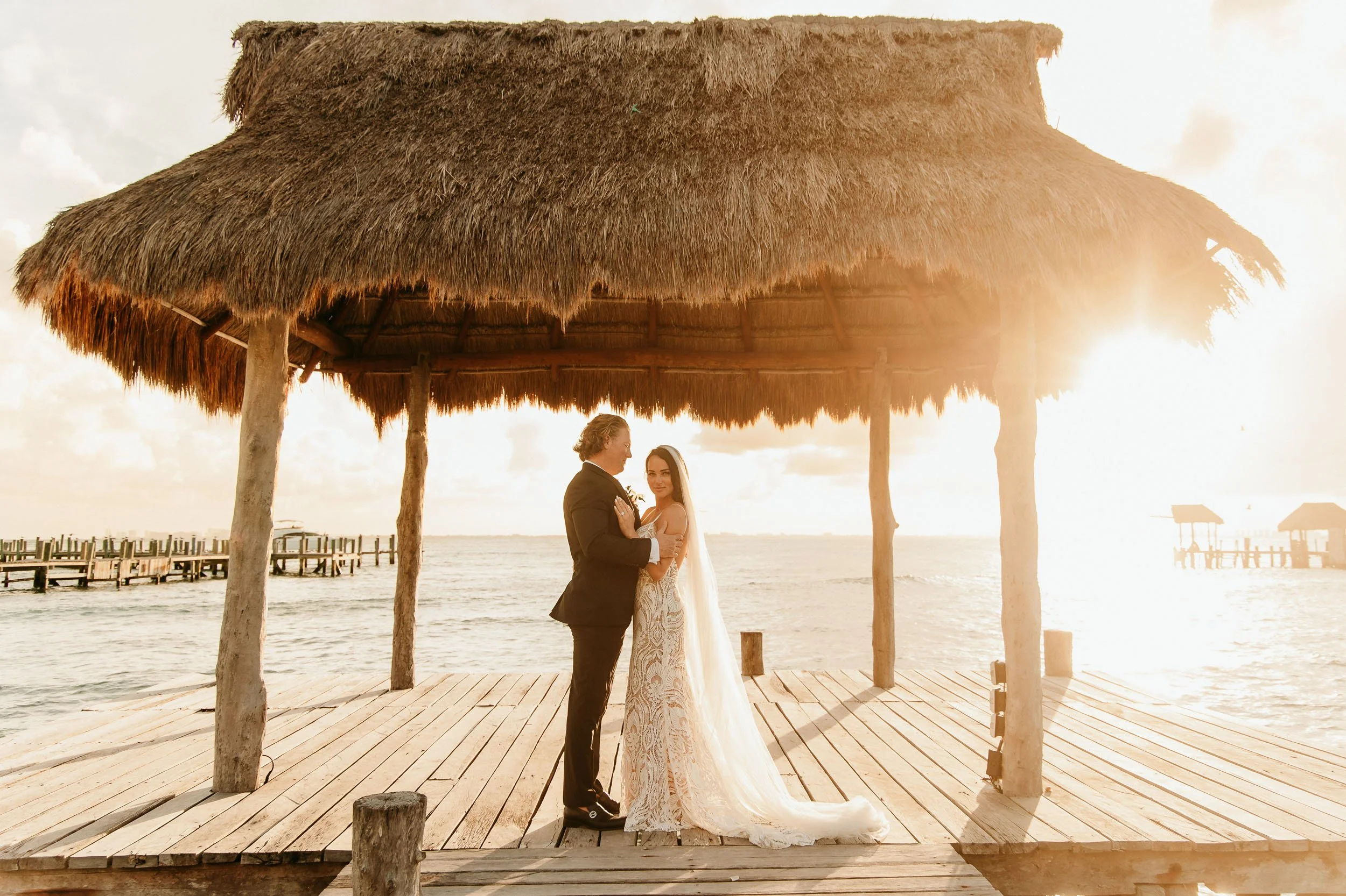 isla-mujeres-wedding-photography-couple-portrait.jpg