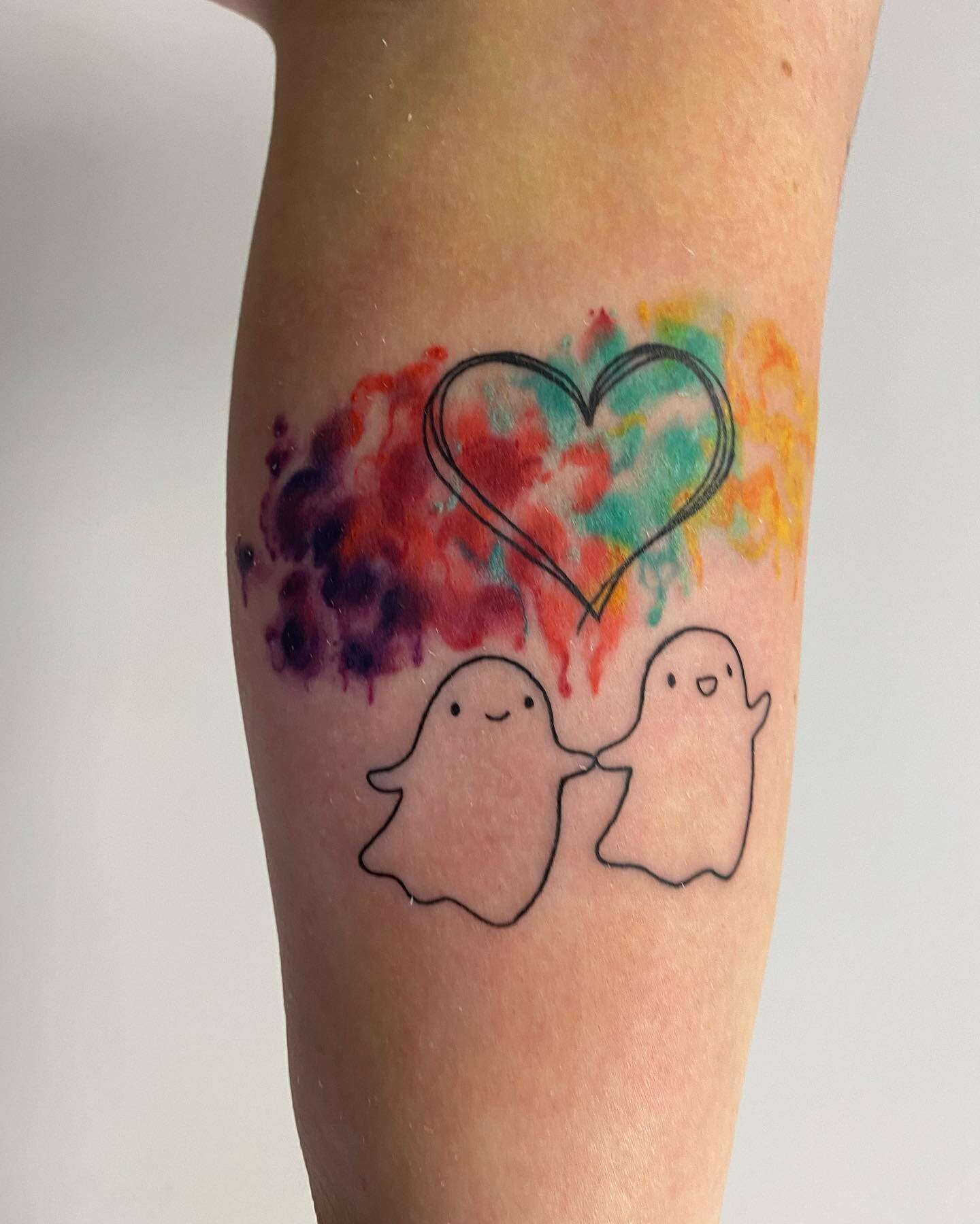 Some cute hand holding ghosts that a client drew up. If this gets a hundred likes I&rsquo;ll share the ghost of South Windsor with all of you. One of the funniest videos in existence #theedgetattoo #theedgetattooct #southWindsor #manchesterct #evergr