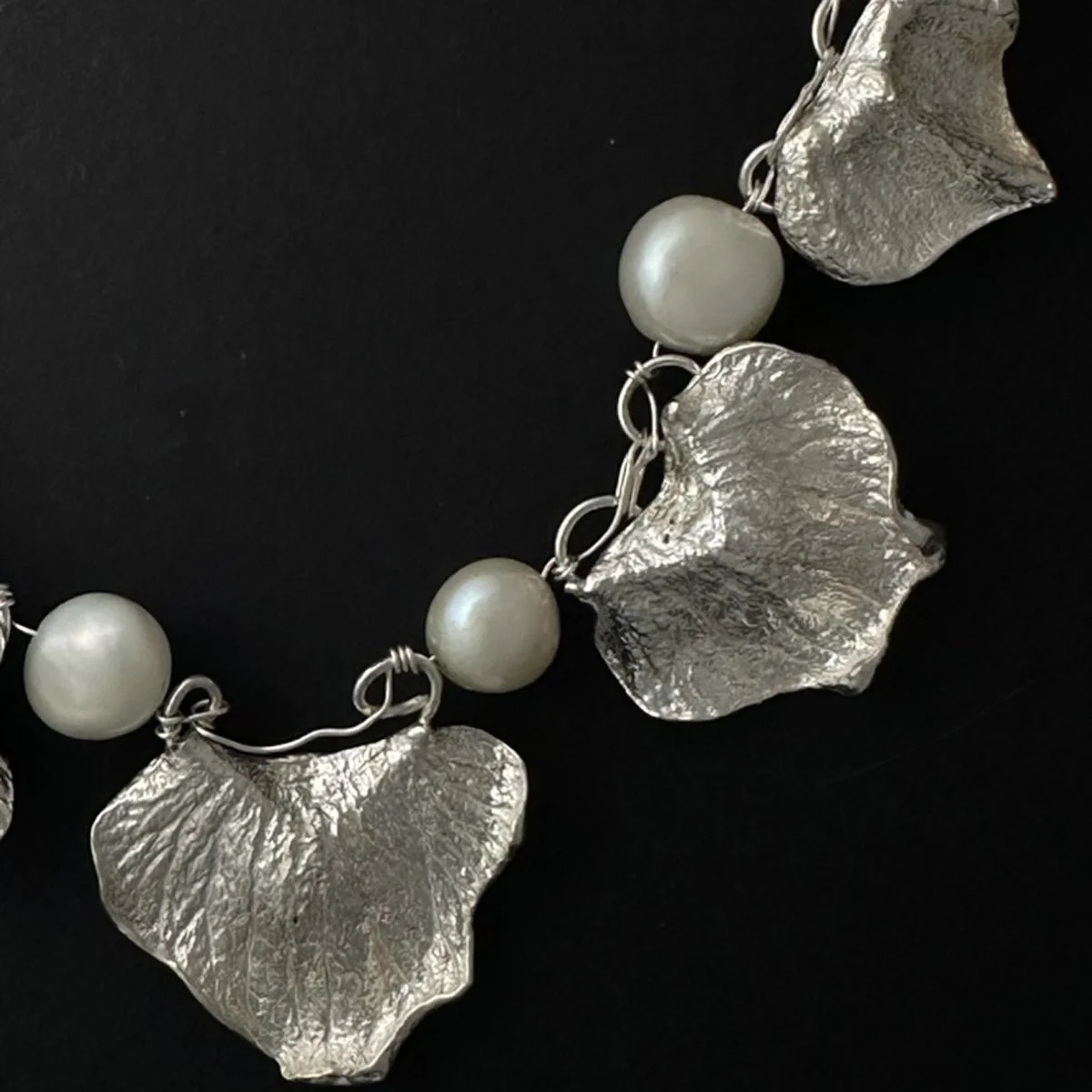 Detail of necklace with pearls and calyx.jpg