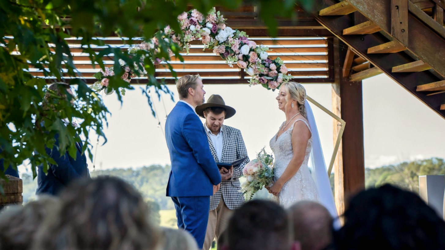 male celebrant and MC gold coast  and brisbane