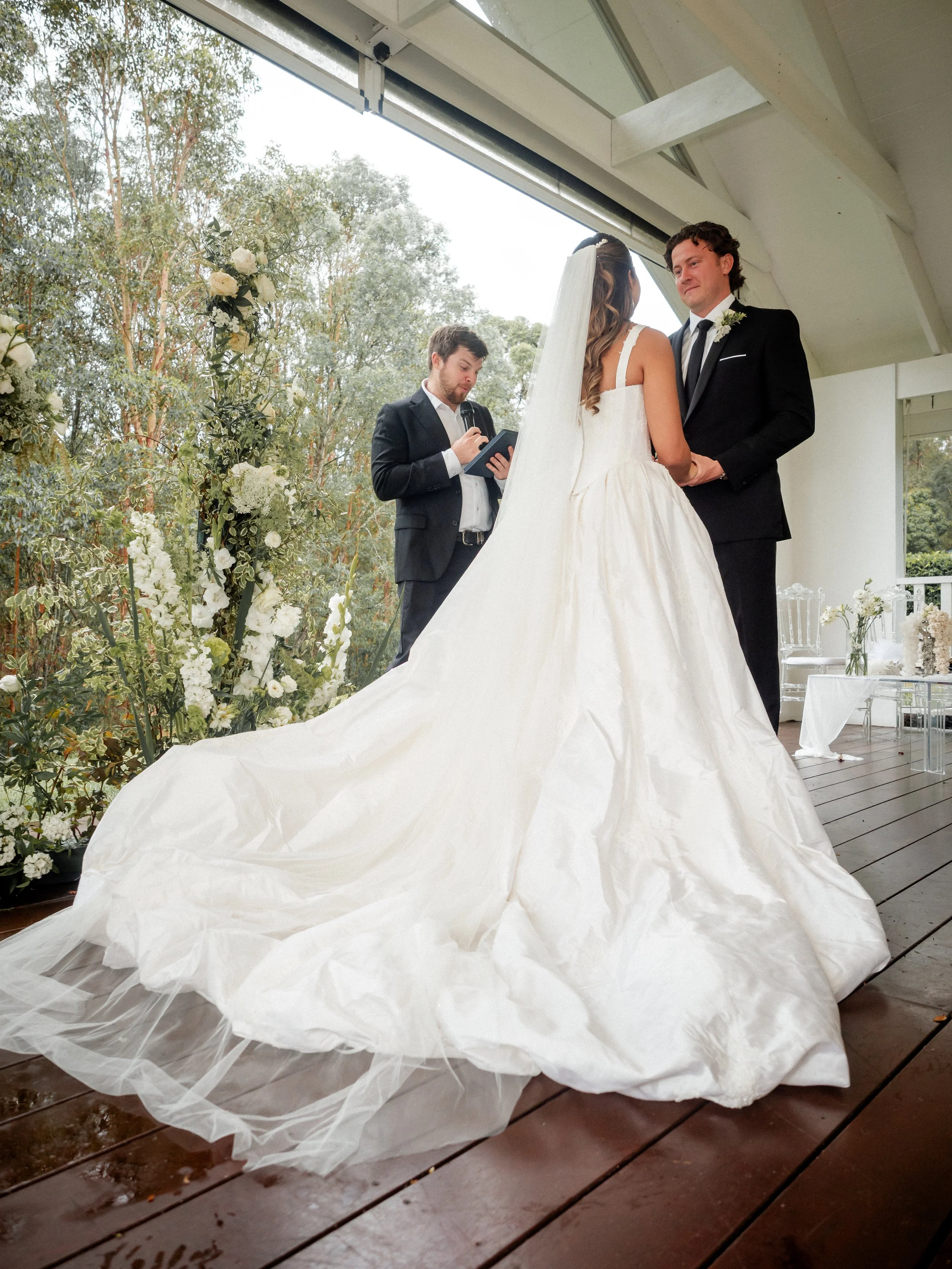 Wedding vowels at Gold Coast venue