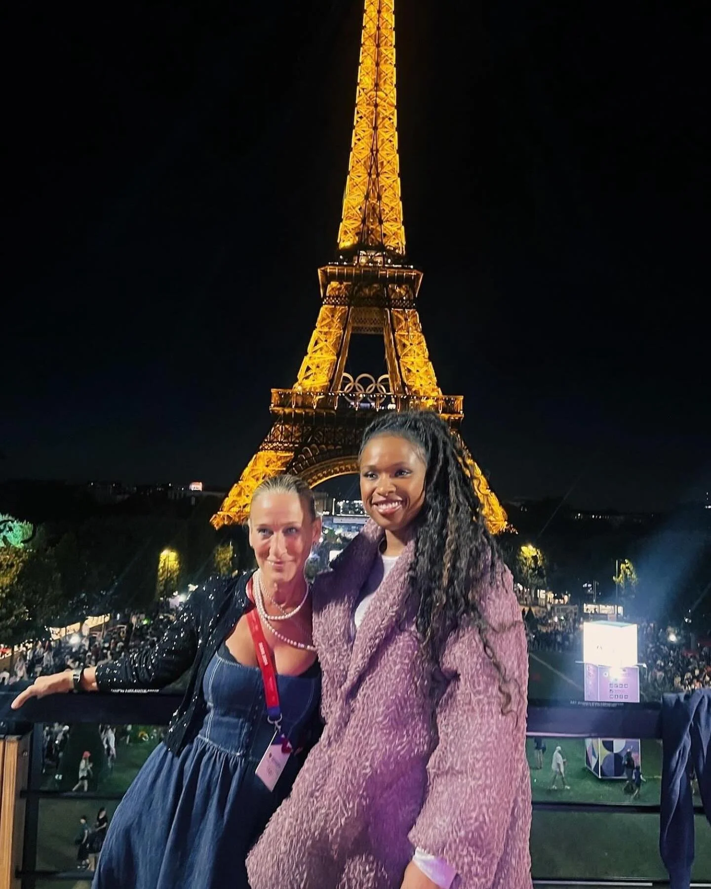 @sarahjessicaparker in Reformation Tagliatelle dress at the Olympics in Paris.