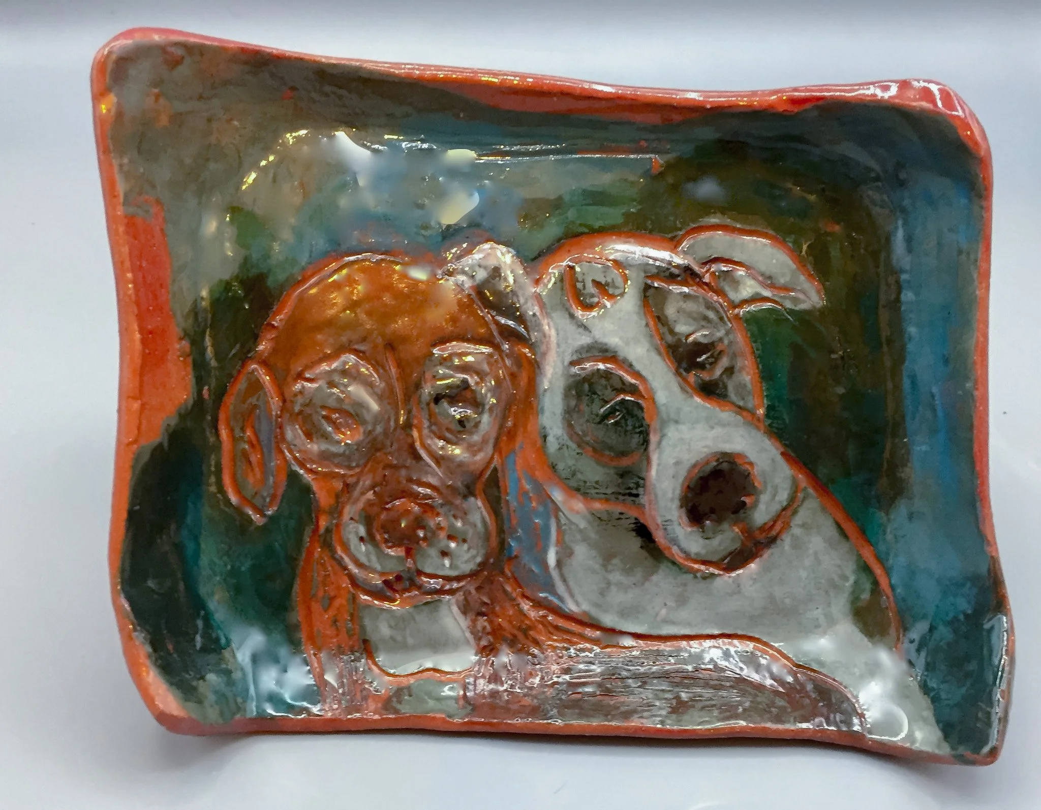 "Cozy Minnie & Lucy" 2019, Ceramic terracotta clay, Tiny plate