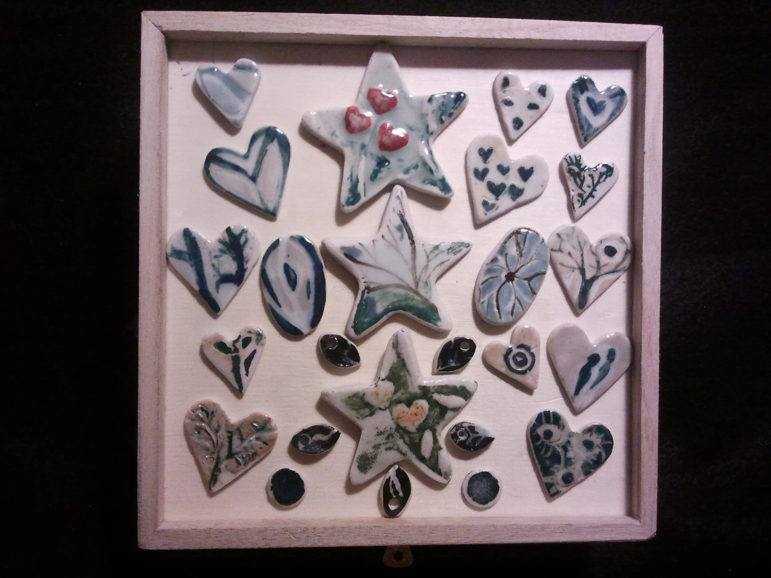 "The top of the box" 2020's, Porcelain ceramic pieces 