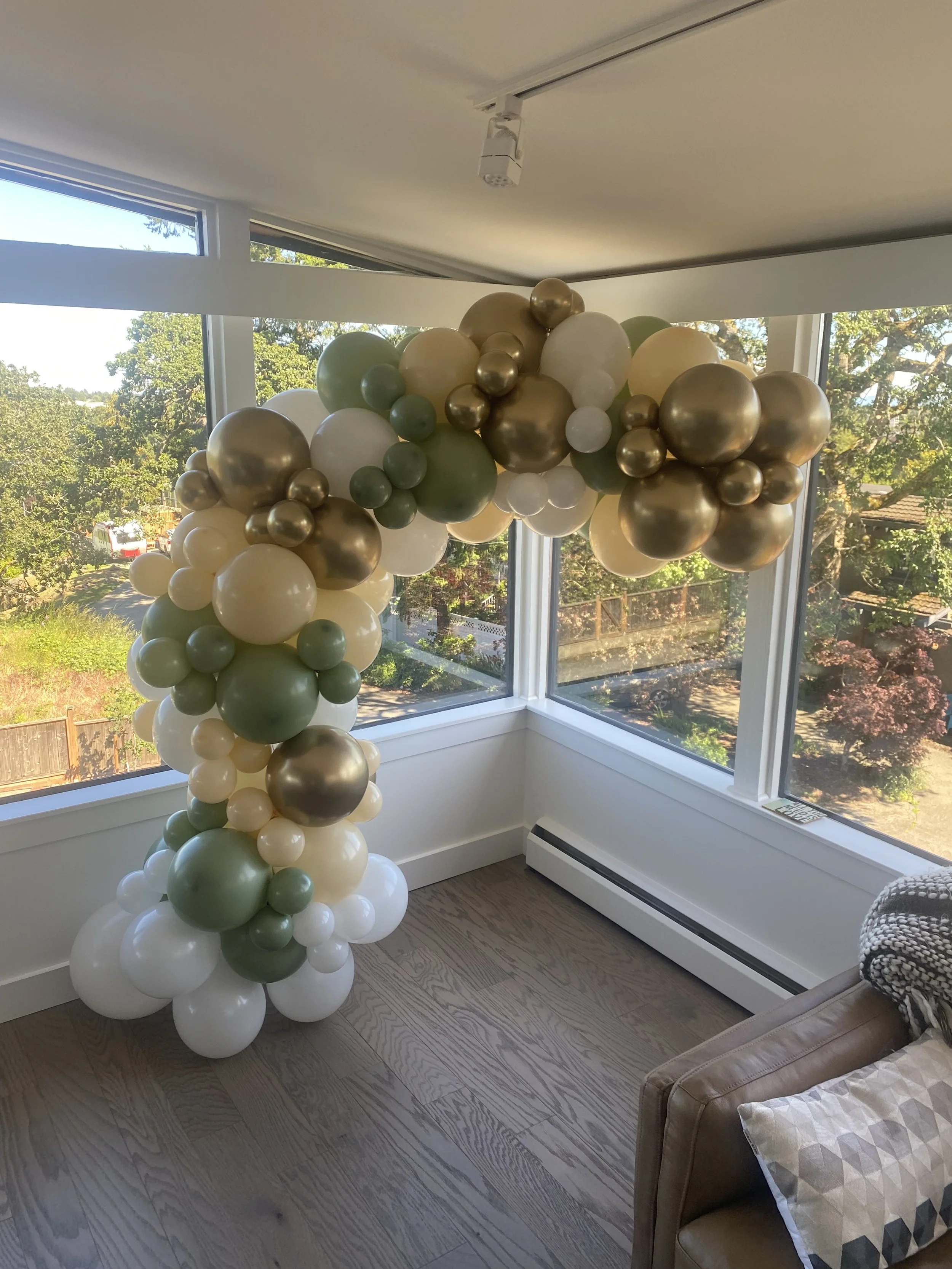 Balloon Garlands 