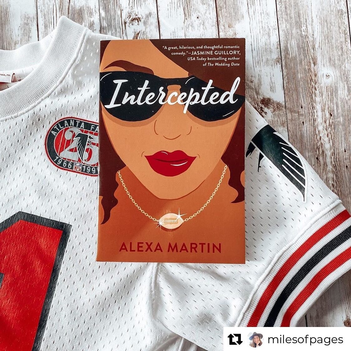 There&rsquo;s not much that makes me happier than seeing people discover Intercepted! Marlee and Gavin were the first characters I&rsquo;ve ever created and I have such a soft spot for them. 😍I can&rsquo;t believe it&rsquo;s almost been 3 years sinc