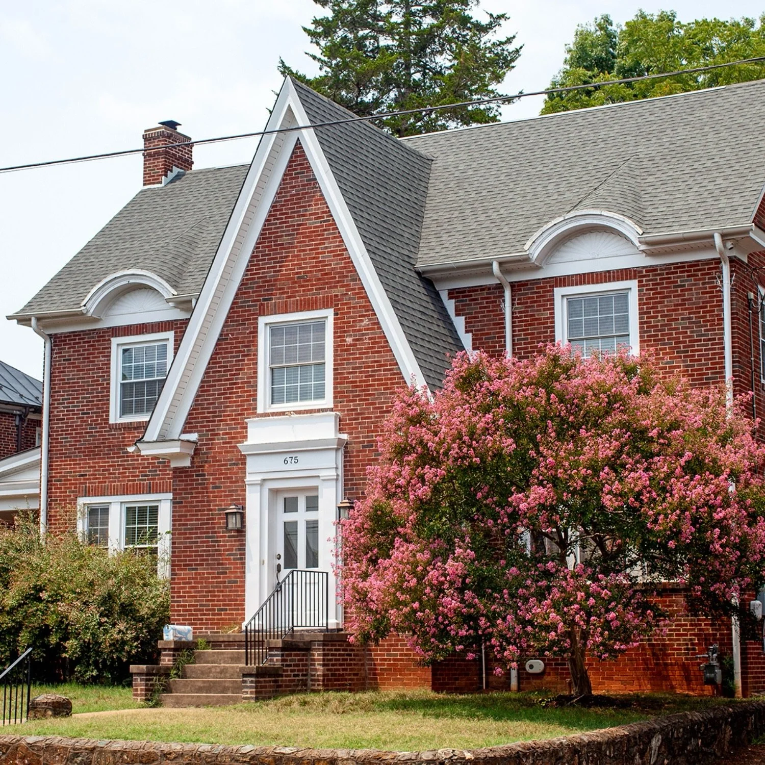✨ Historic charm meets modern luxury in the heart of North Downtown! 🏡

This move-in ready 4 bedroom, 3.5 bath home offers over 3,600 sqft of beautifully updated living space featuring a show-stopping gourmet kitchen, hardwood floors, abundant natur