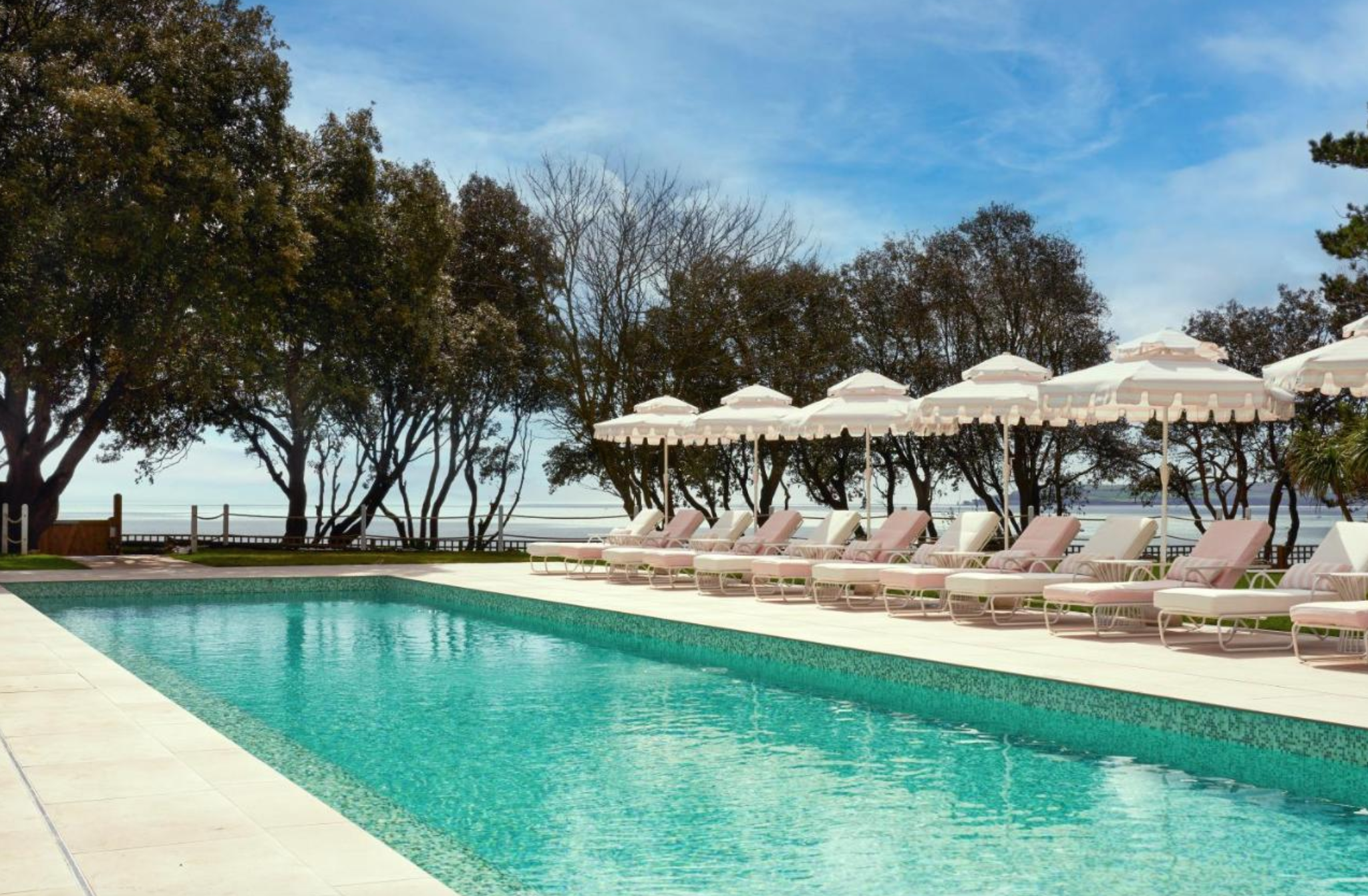 Where to Stay Near Shaka Surf Branksome – Best Hotels, Coastal Stays &amp; Surf-Friendly Accommodation