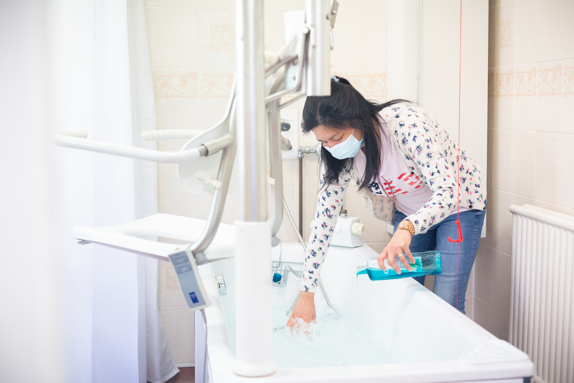 YL - Personal care - bath 009.jpg