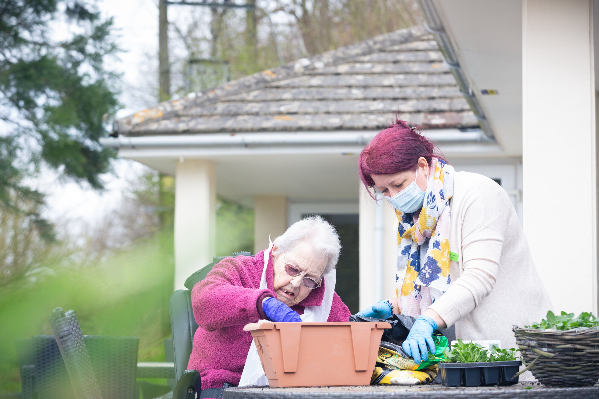 YL - Gardening - resident 016.jpg
