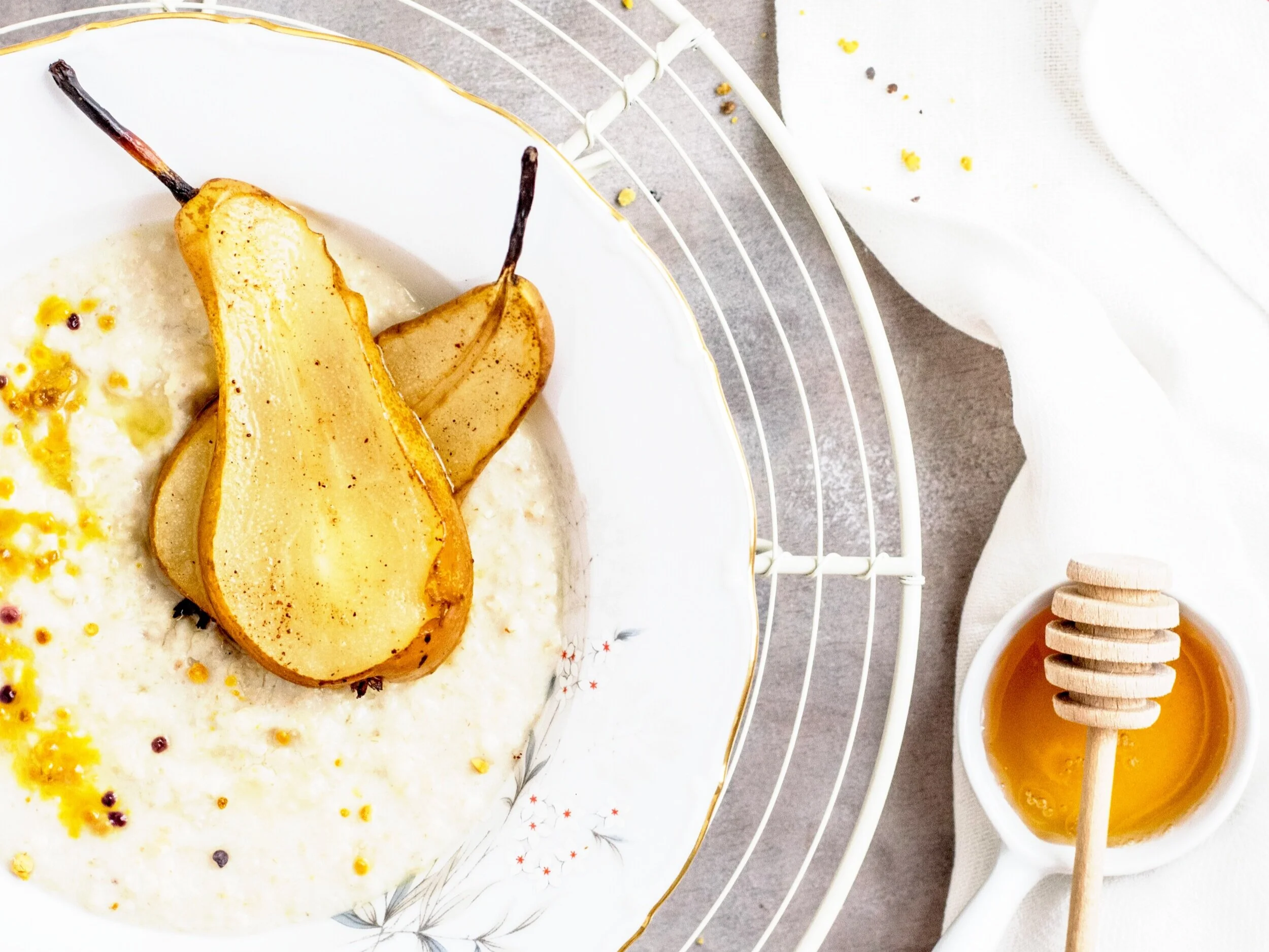Porridge with Baked Pear & Bee Pollen