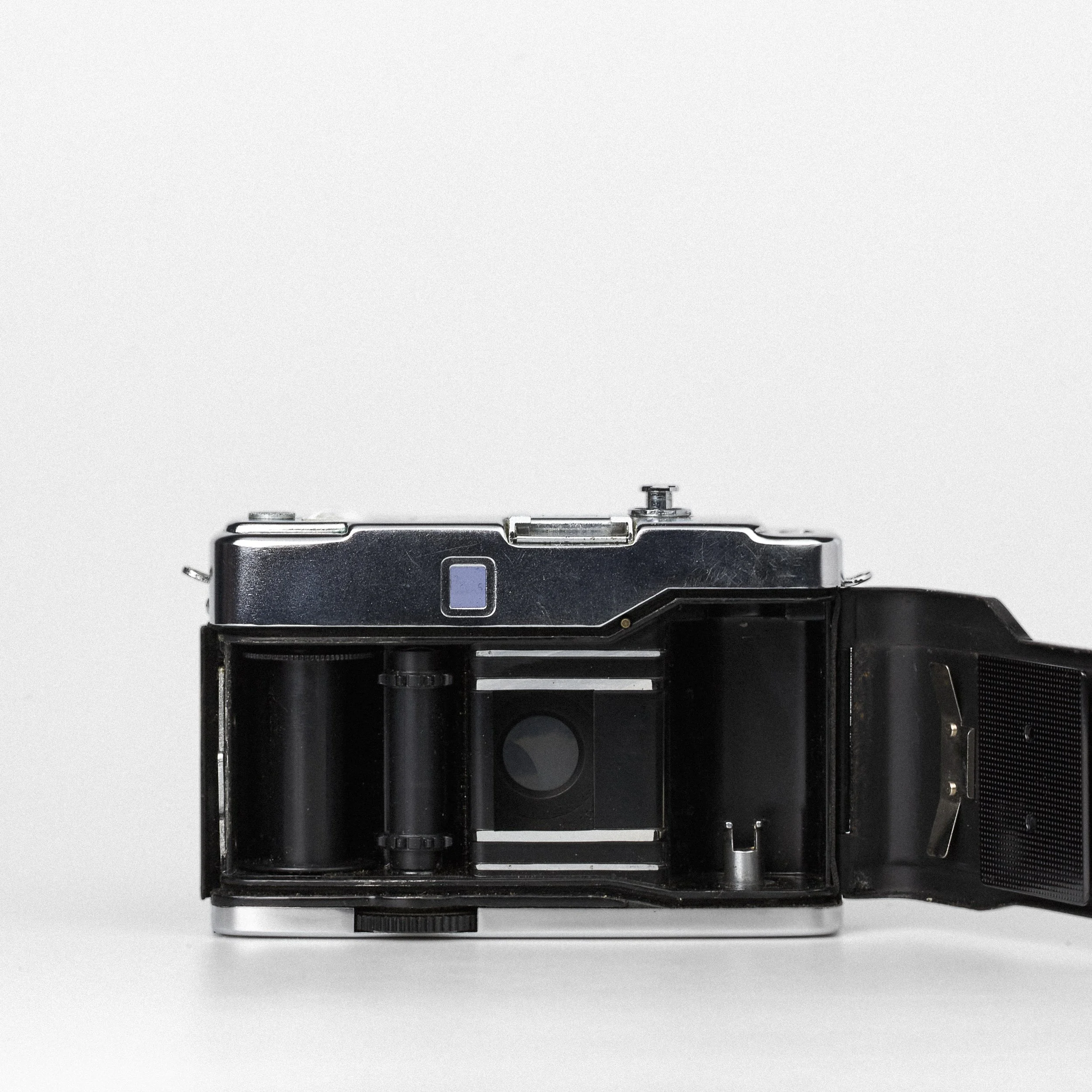 Carmencita cameras0323.jpg