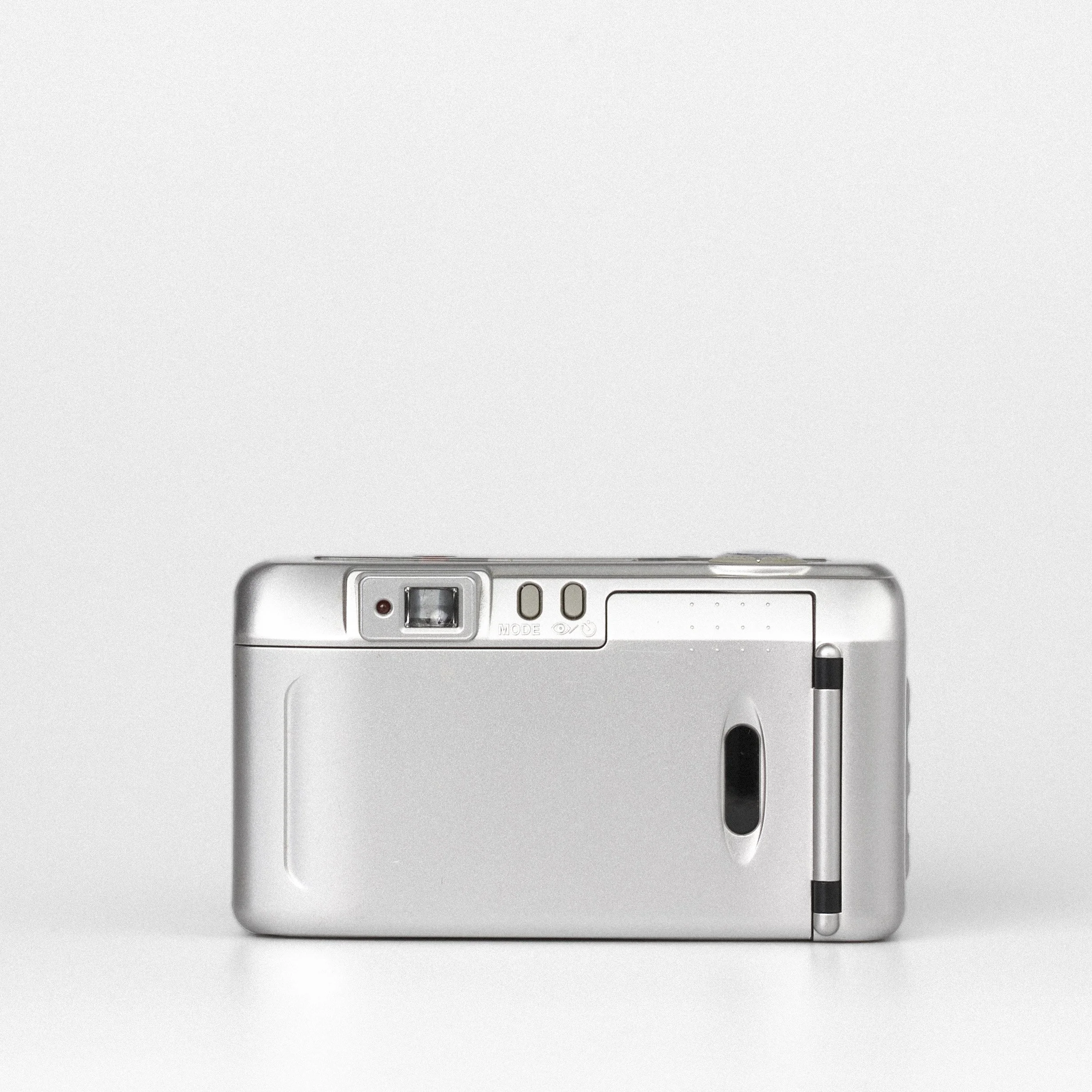 Carmencita cameras0503.jpg