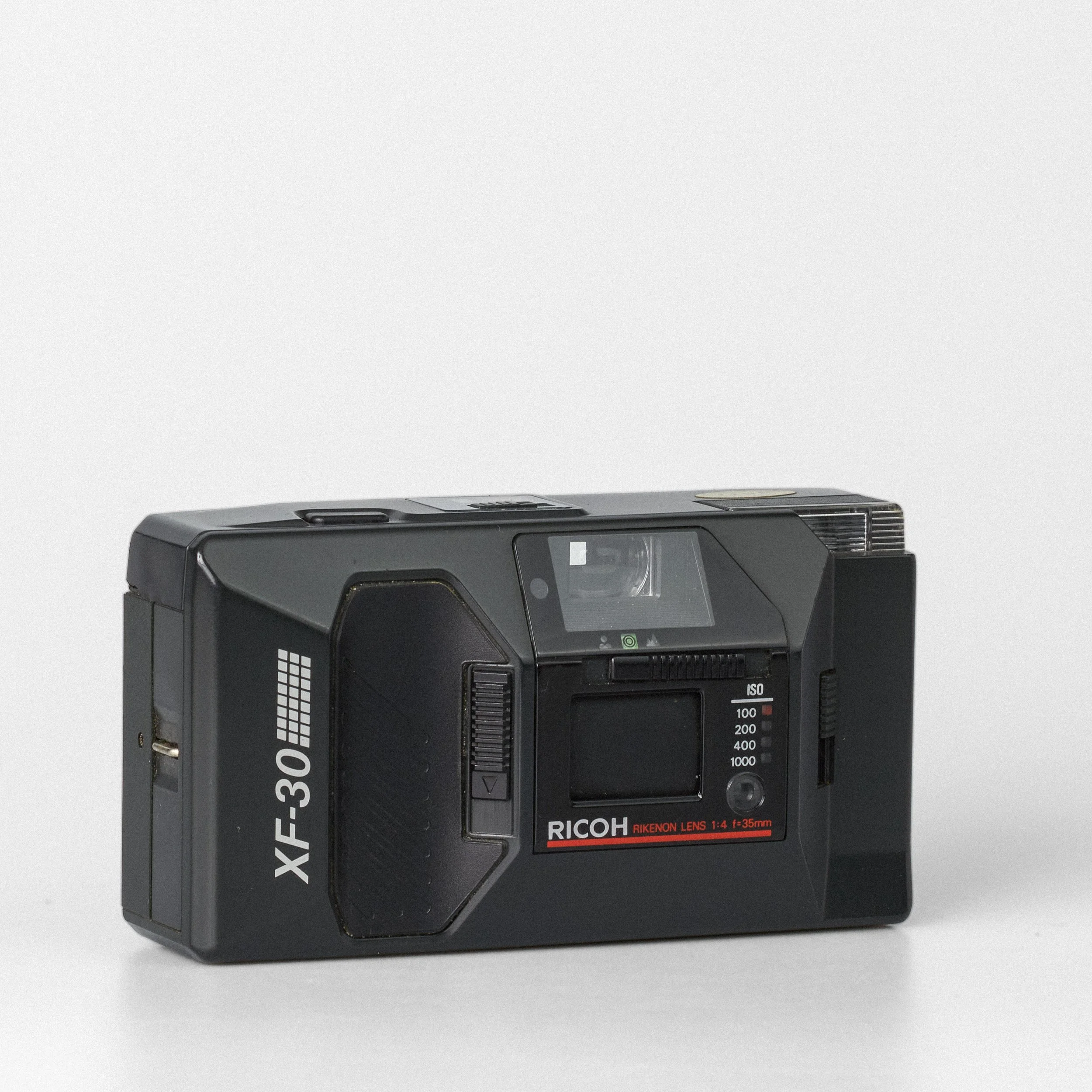 Carmencita cameras4028.jpg