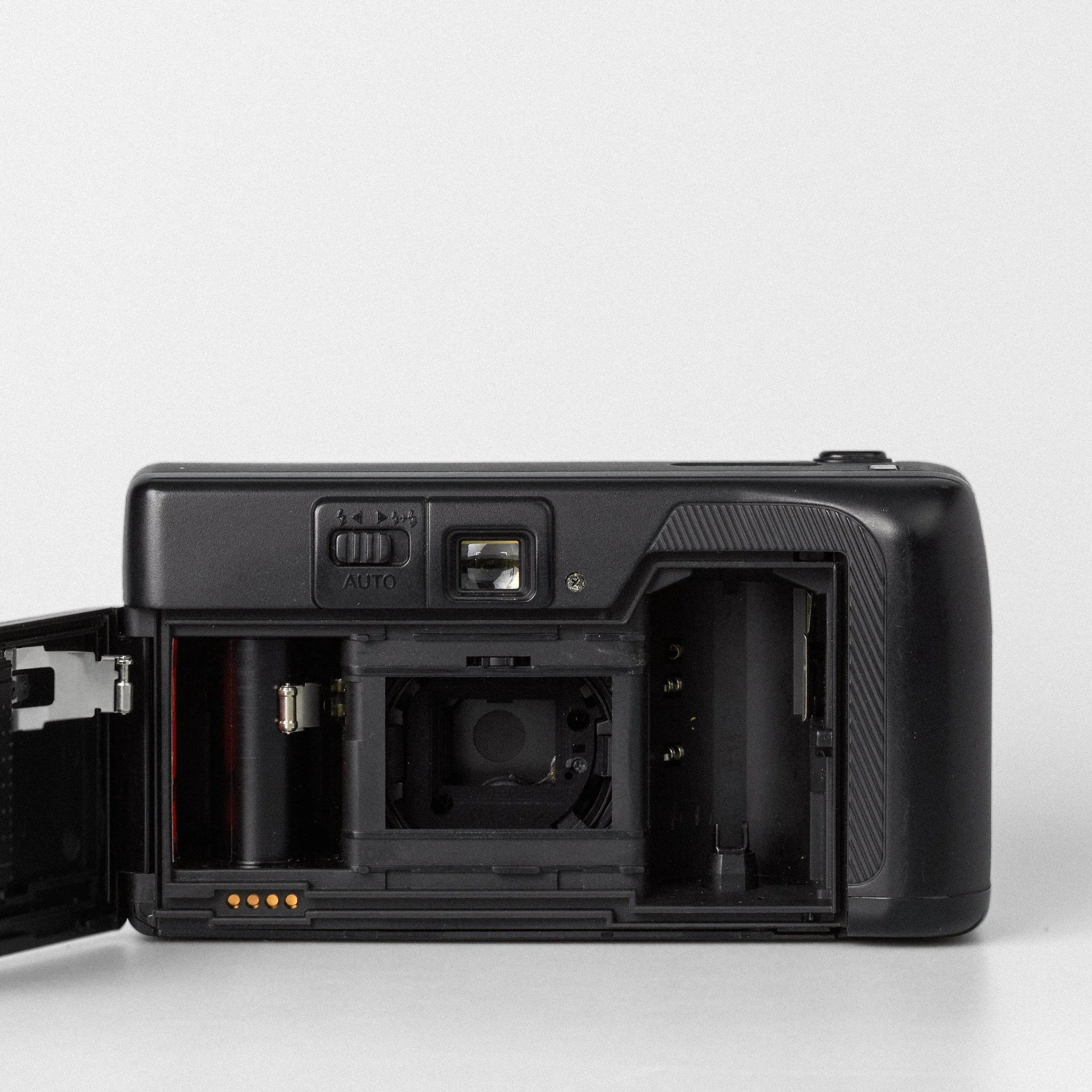 Carmencita cameras4110.jpg