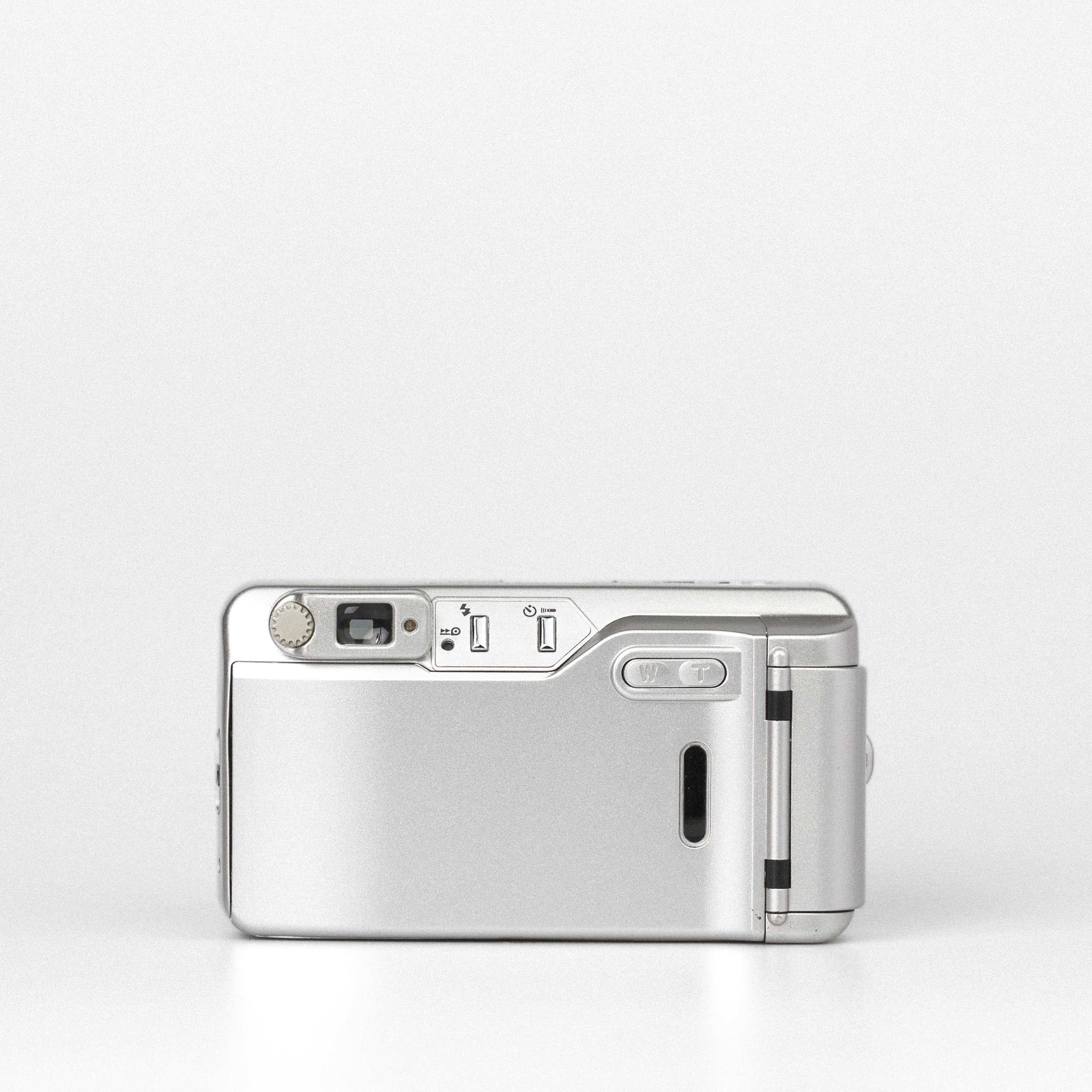 Carmencita cameras0624.jpg