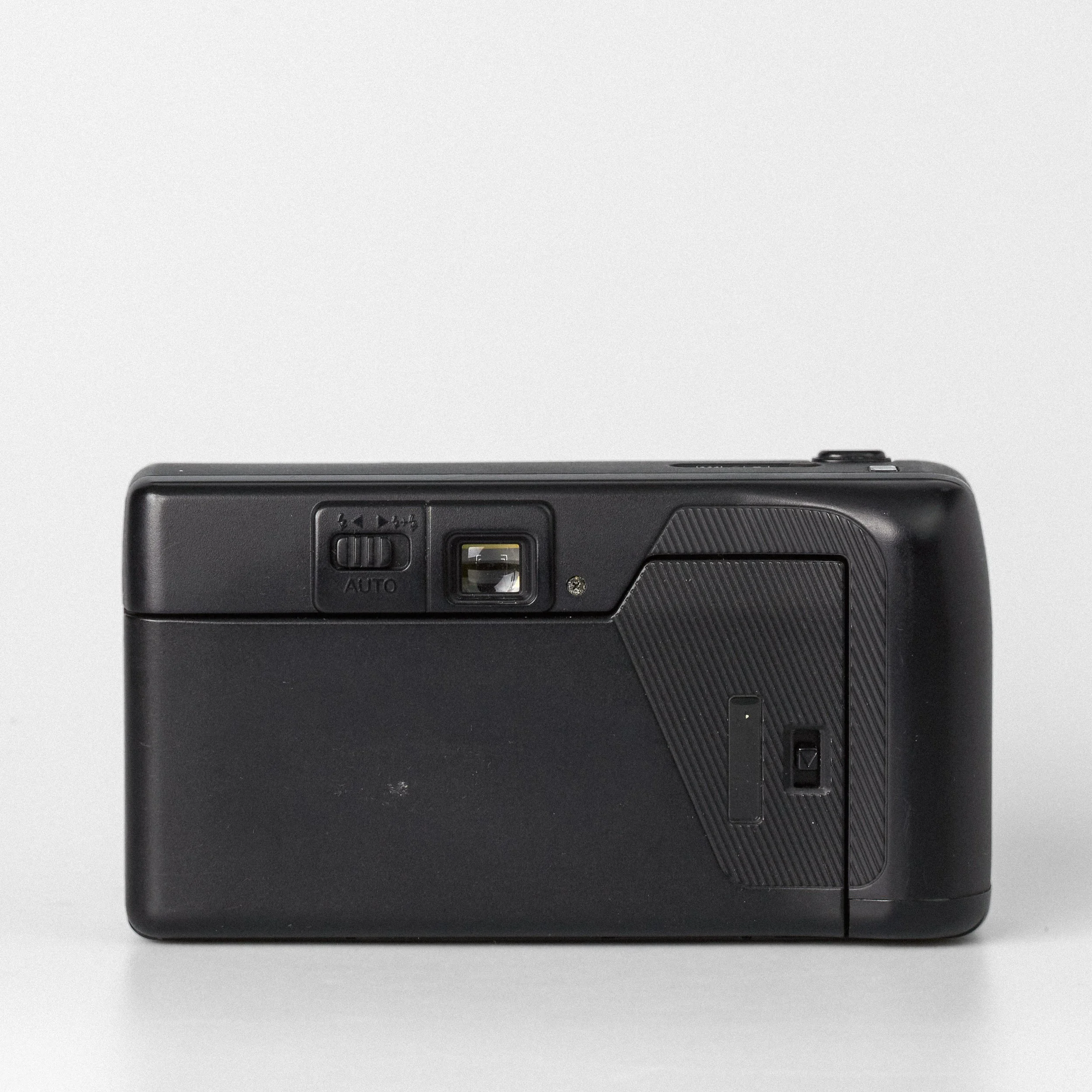 Carmencita cameras4109.jpg