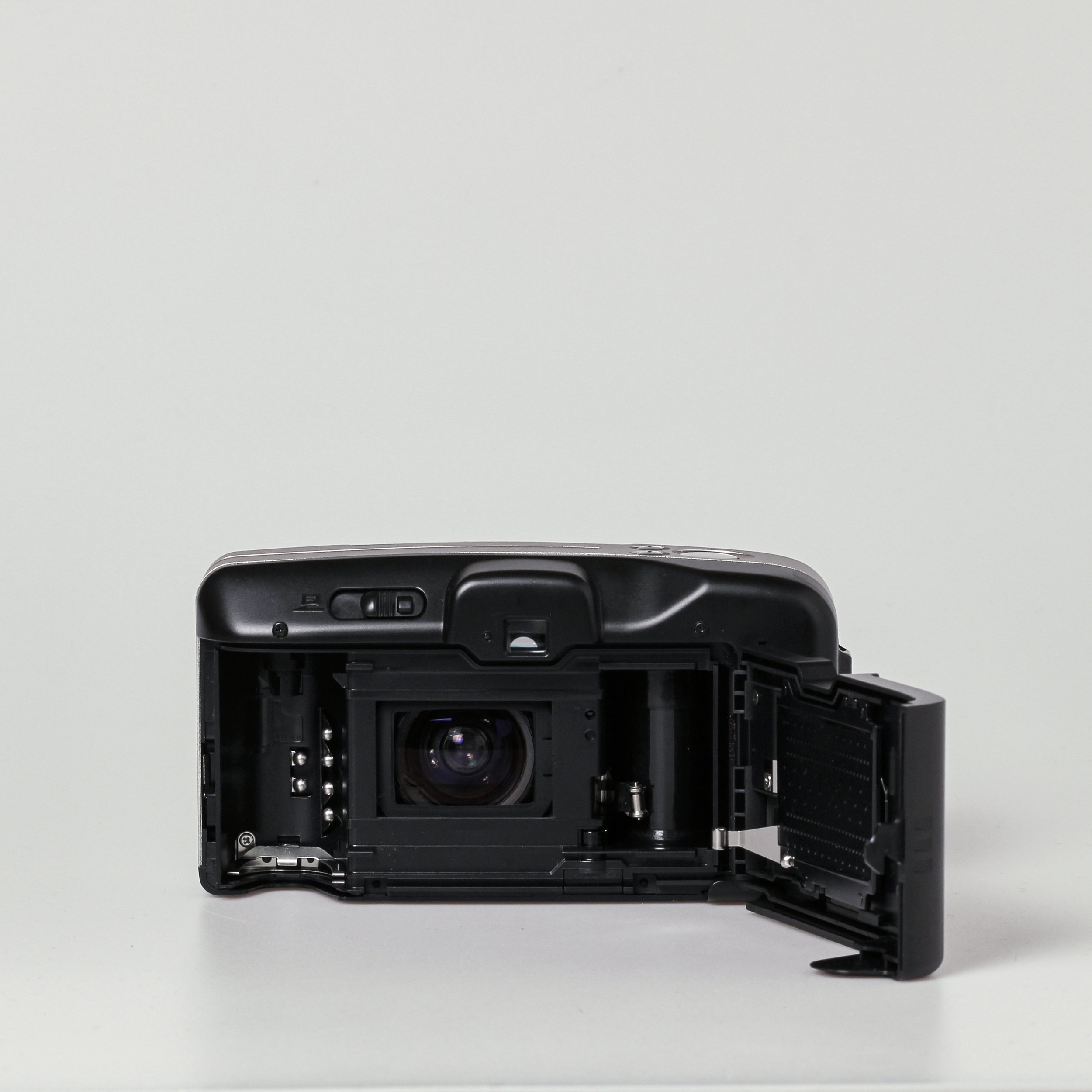 Carmencita cameras0303.jpg