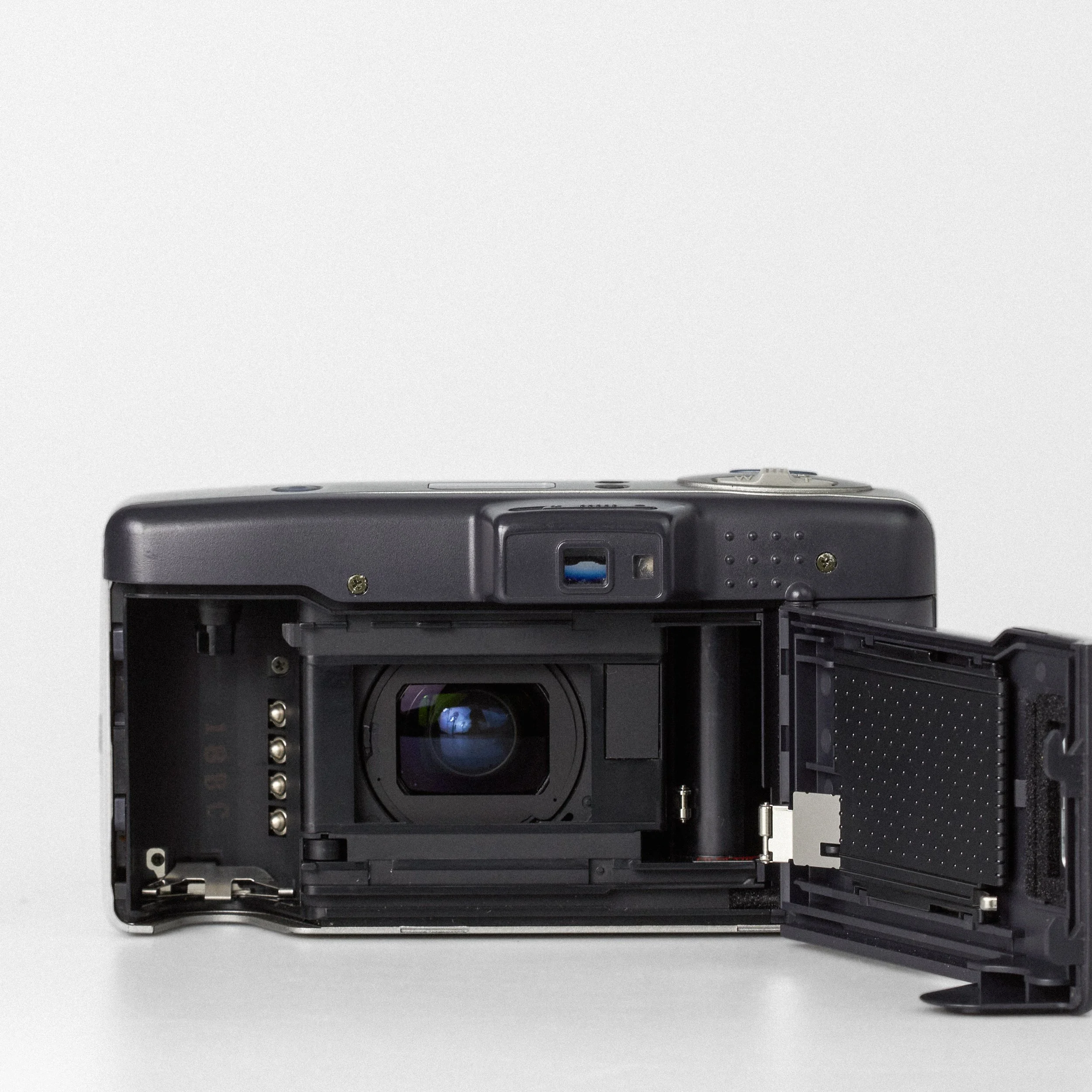 Carmencita cameras4020.jpg