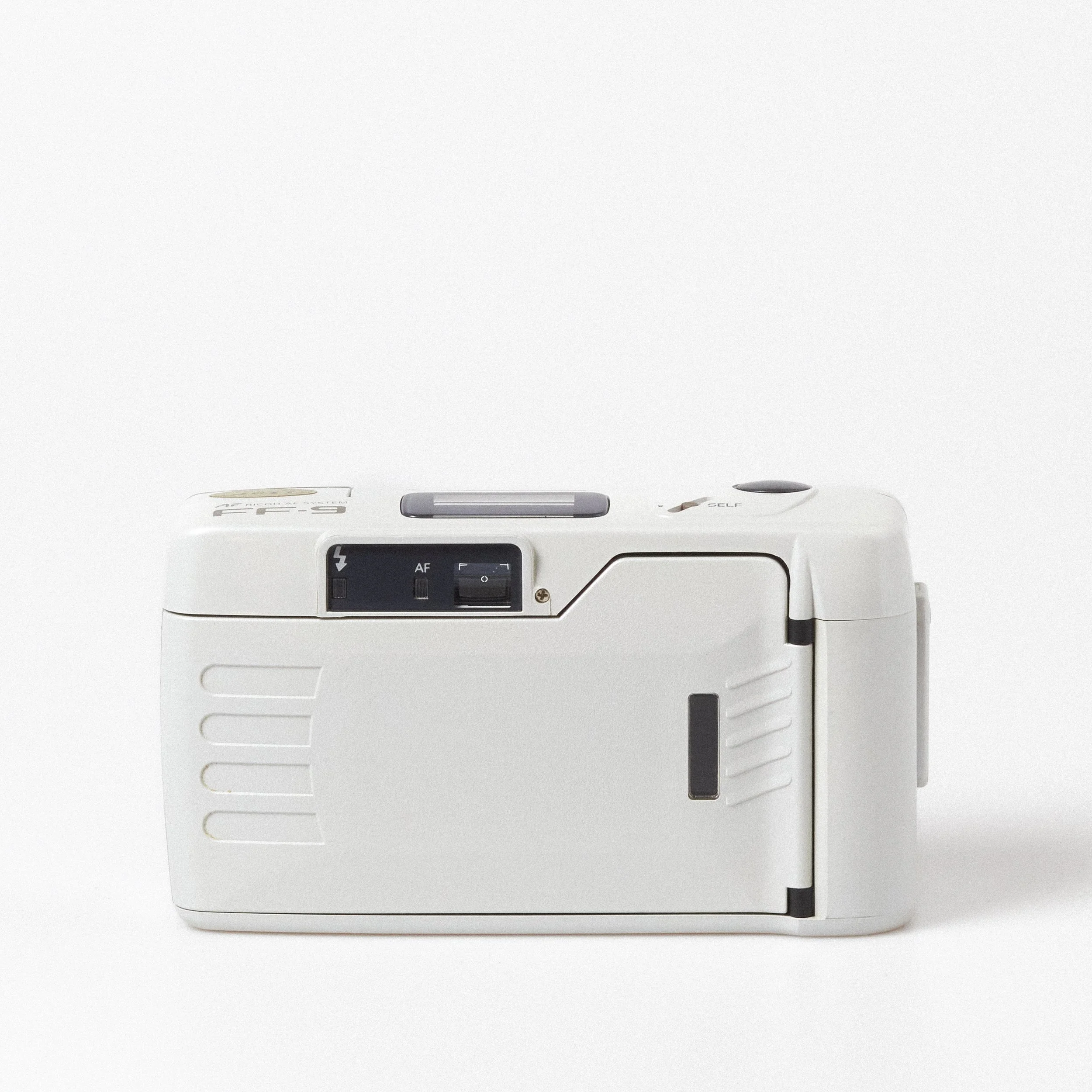 Carmencita cameras0815.jpg