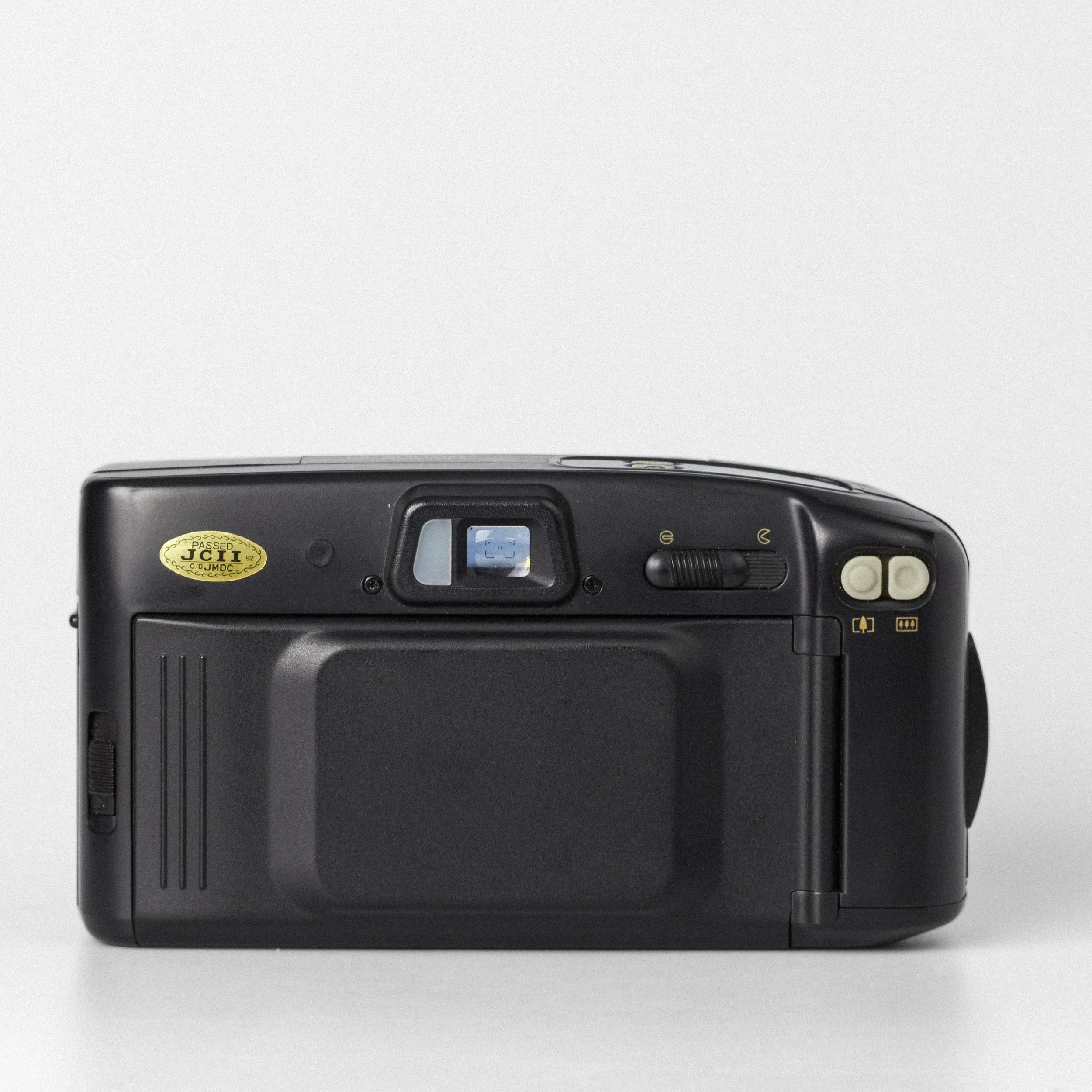 Carmencita cameras4050.jpg