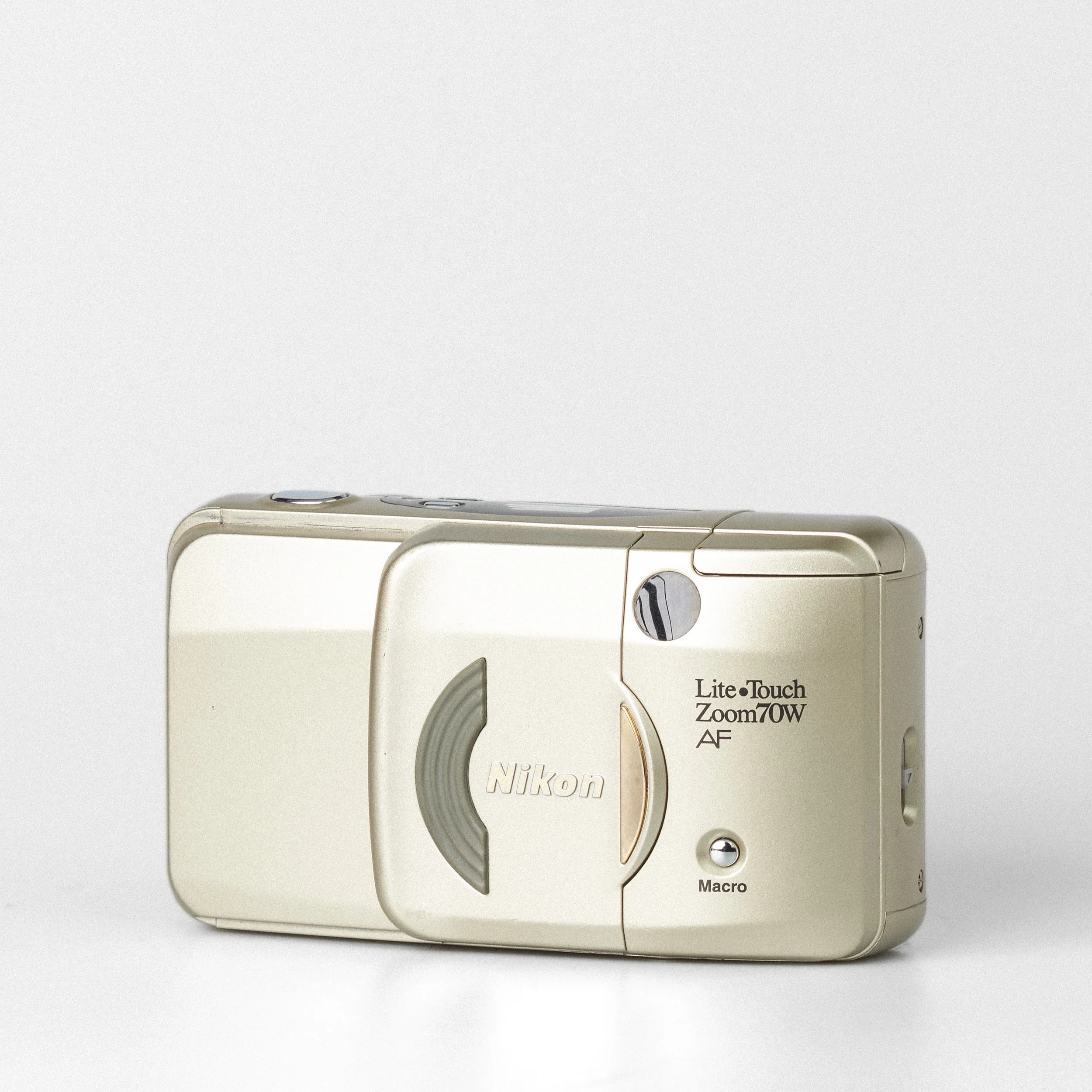 Carmencita cameras3990.jpg