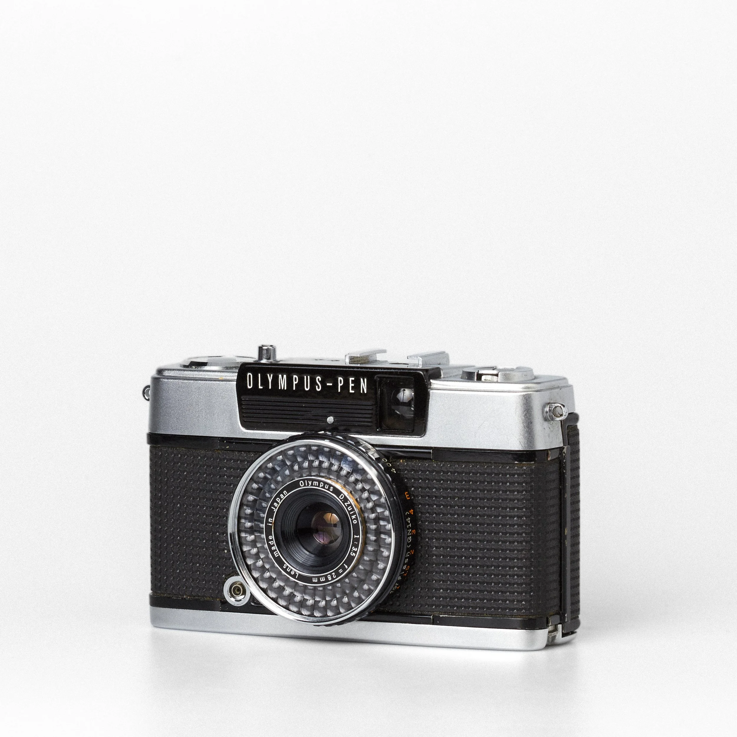 Carmencita cameras4907.jpg