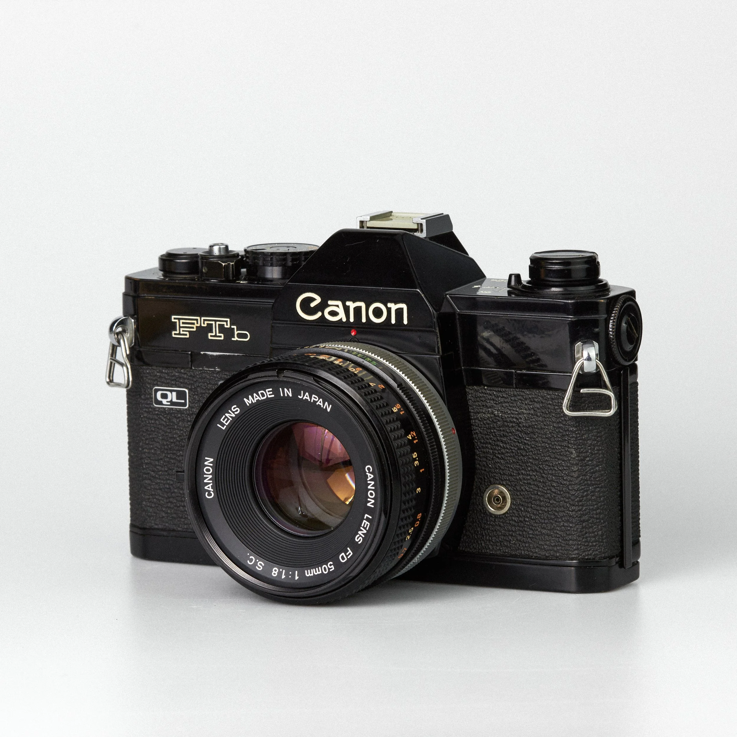 Carmencita cameras1744.jpg