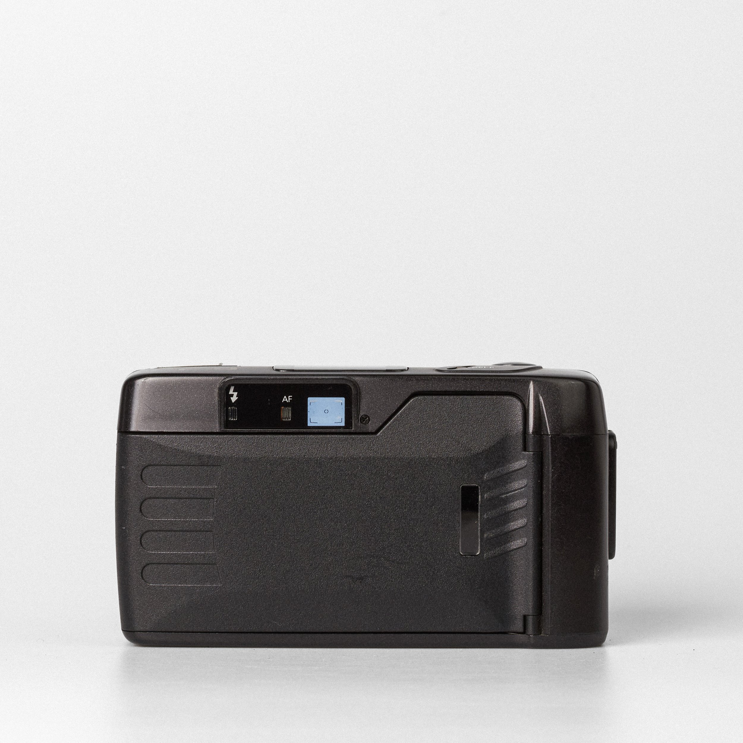 Carmencita cameras3340.jpg