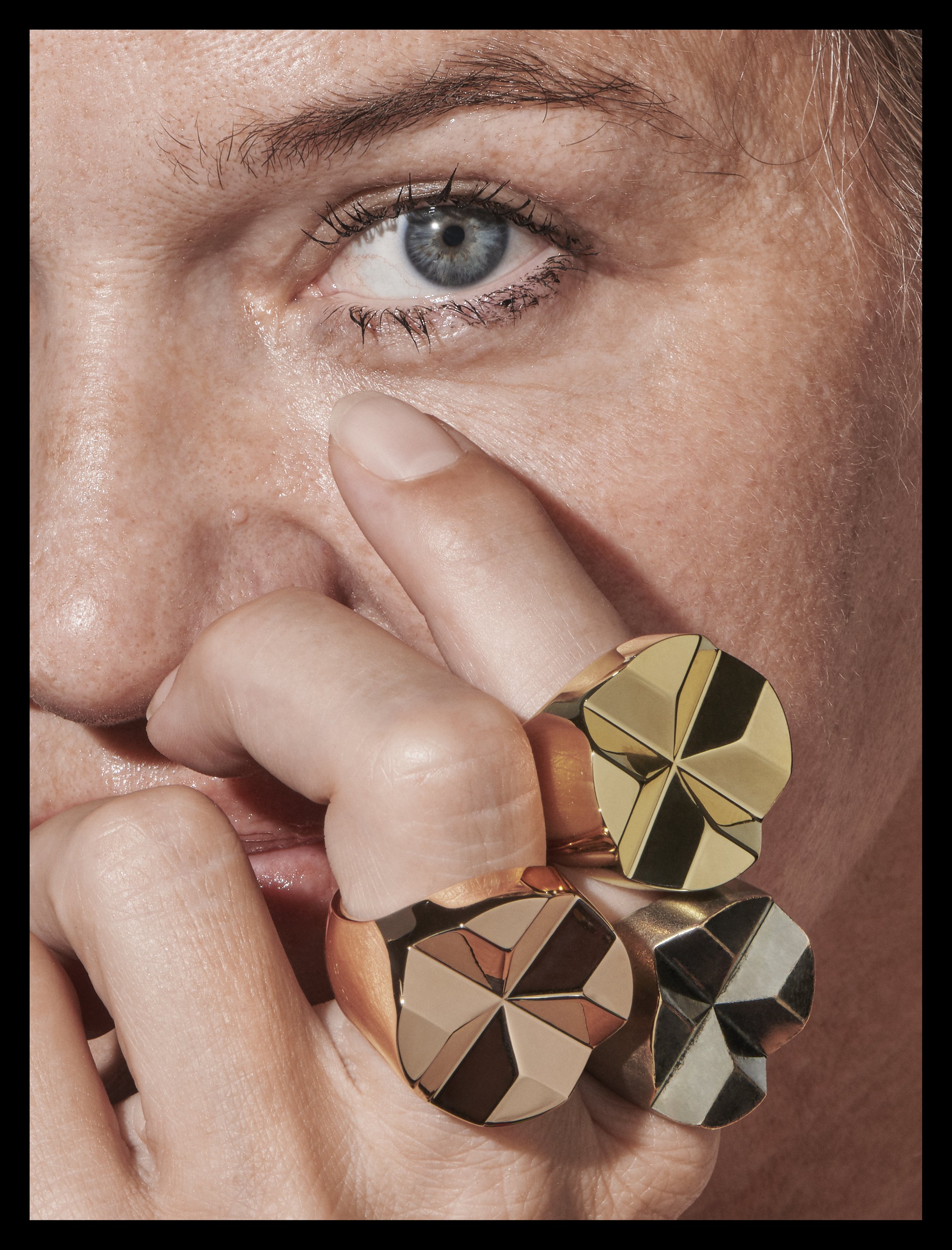 X-RING PORTRAITS