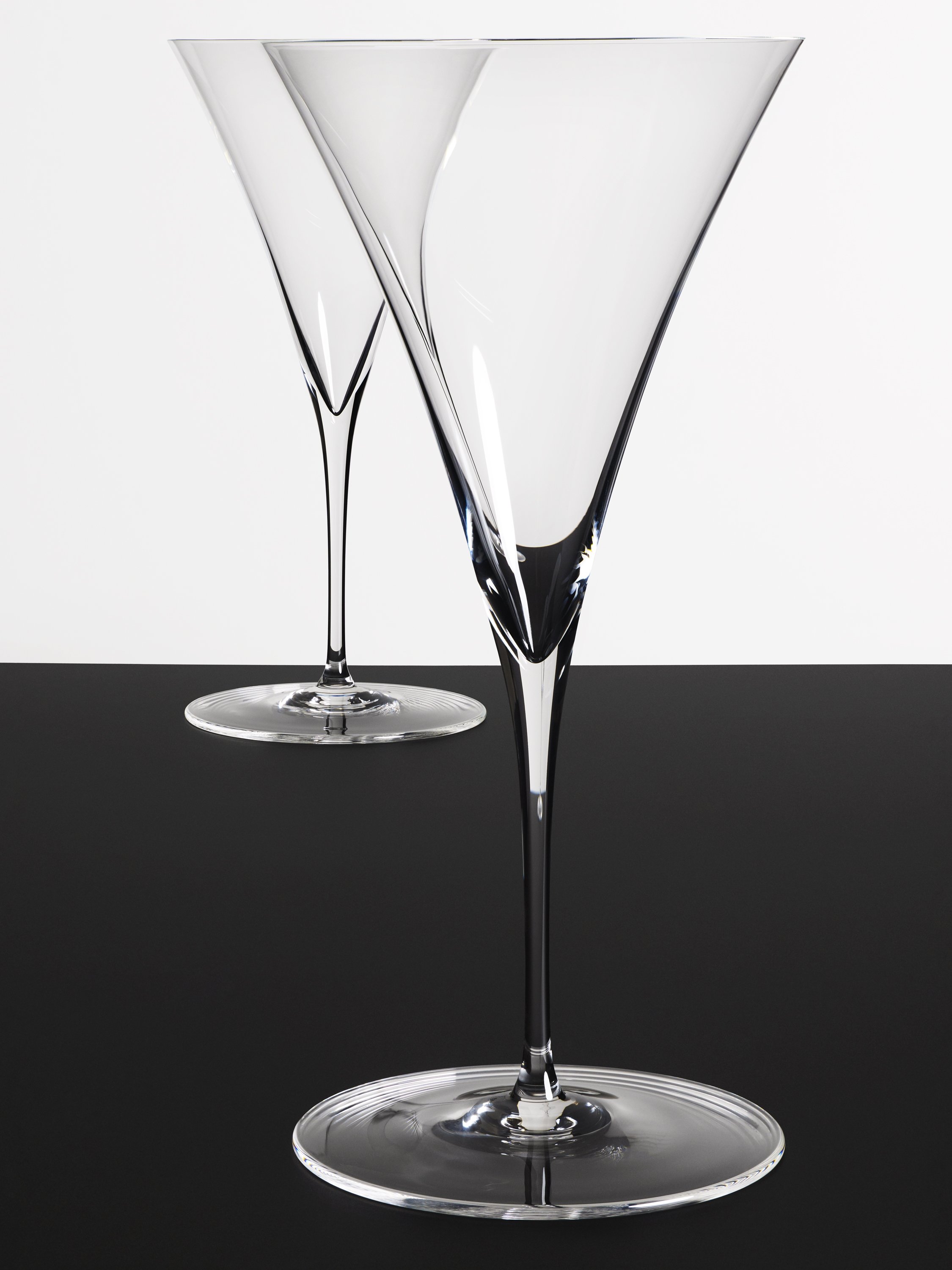 LOBMEYER - GLASSES IN DEEP FOCUS