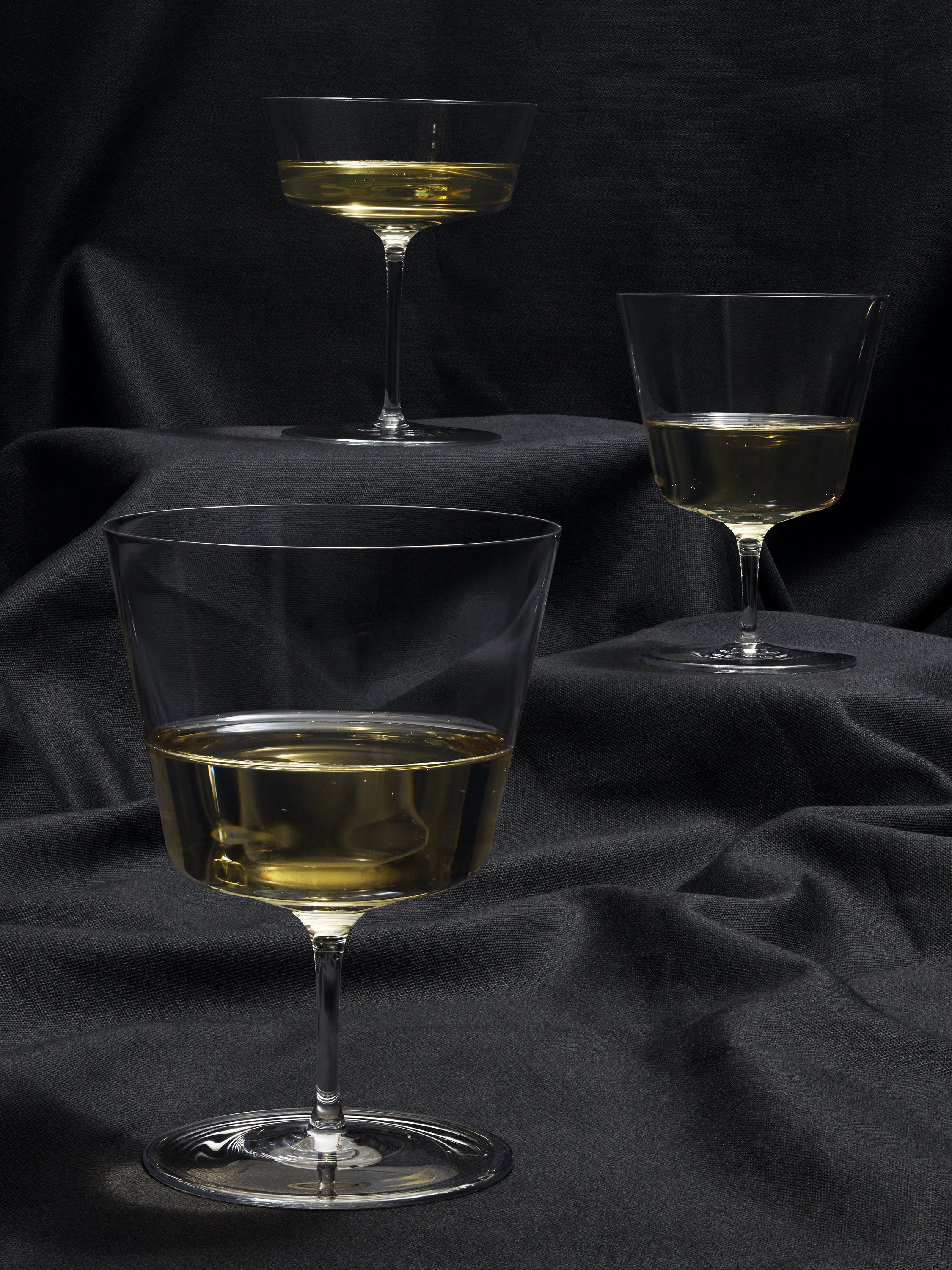 LOBMEYER - GLASSES IN DEEP FOCUS