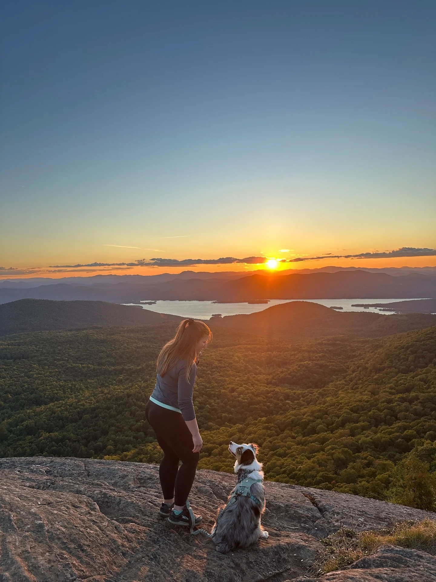 Ready for the next few weekends to be full of moments like these up north ⛰️

#visitadirondacks #lakegeorge #lakegeorgeny