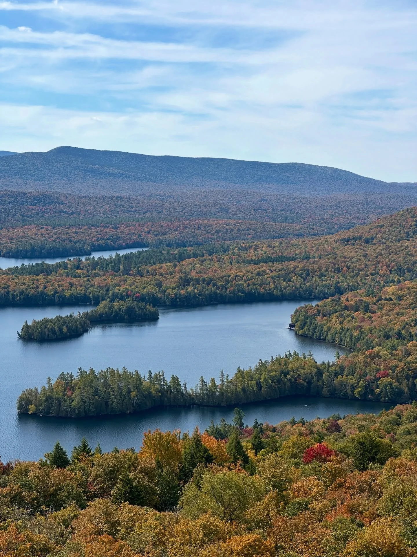 Back at it this weekend doing my favorite thing with some of my favorite people.

Cheers to the best season (aside from winter of course) upstate 🍂🍃

#visitadirondacks #adirondacks