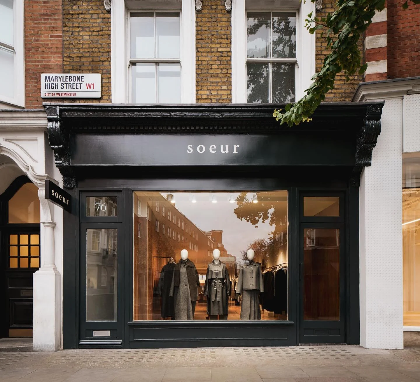 Soeur brings its quietly confident aesthetic to Marylebone with a new flagship. Conceived by French architect Gilles Viard, the boutique offers the most comprehensive range selection of Soeur&rsquo;s collections outside of France, spanning ready to w