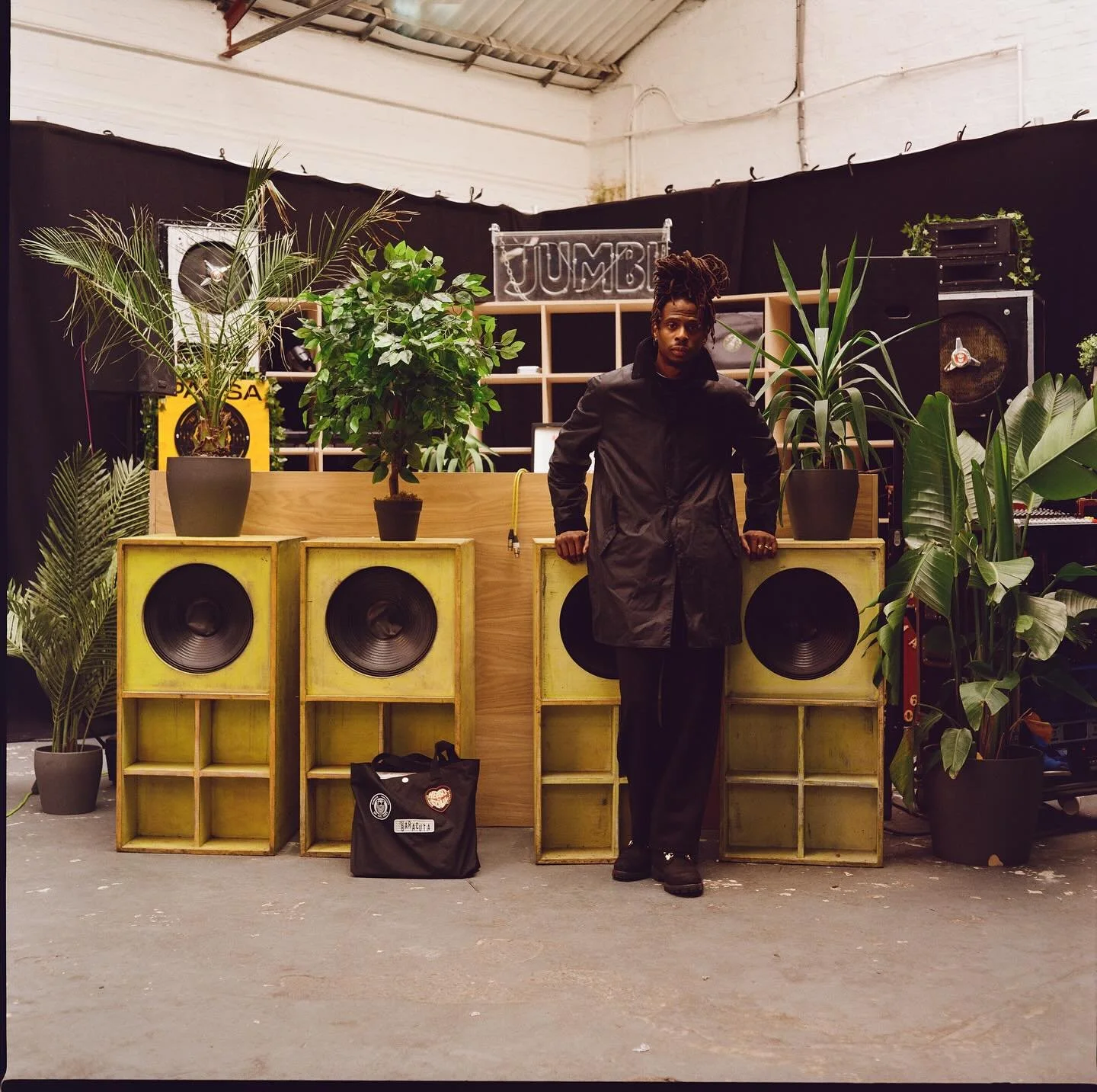 @baracuta and @barbour return with a new collection, fronted by @goya.gumbani and @mistanormski 

Available today

Photographer - @mistanormski 
Stylist - @rben_10 
Make up - @aoifeartist 
Hair - @jaamique 
Produced &amp; Cast by @wearevillage