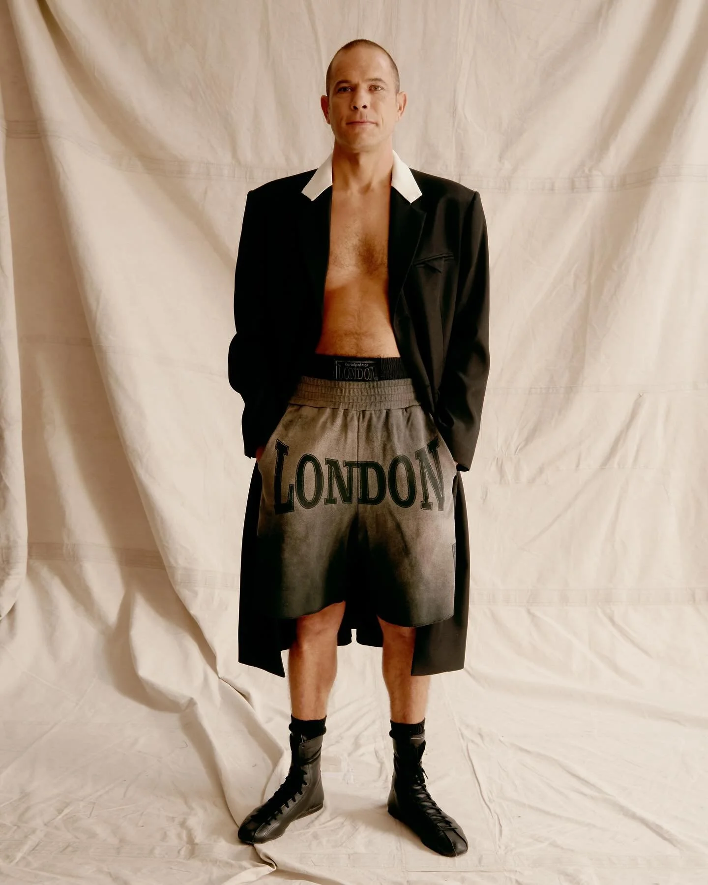 @denzilpatrick presented their SS26 collection this London Fashion Week which introducing the brands first womenswear looks.

Photography @fraznn 
Styling @nancy_rohde